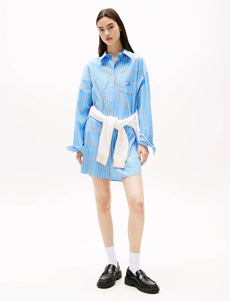 Tommy Jeans - TJW OVS MINI SHIRT DRESS EXT - skjortekjoler - ecru / blue stripe - 0