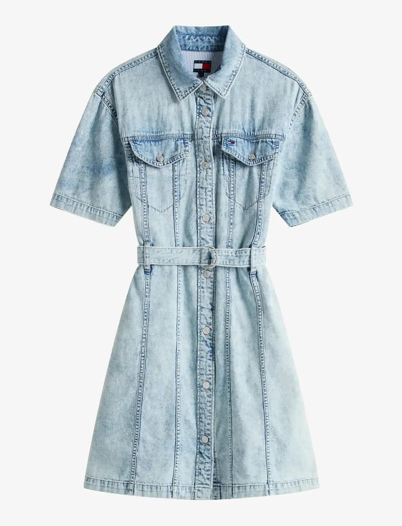 Tommy Jeans - BELTED SS TRUCKER DENIM DRESS - denimkjoler - denim light - 1