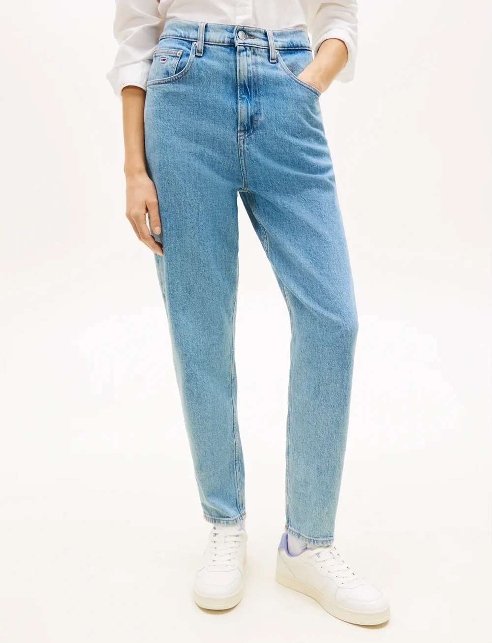 Tommy Jeans - MOM JEAN UHR TPR AI4116 - tavalised teksad - denim light - 0