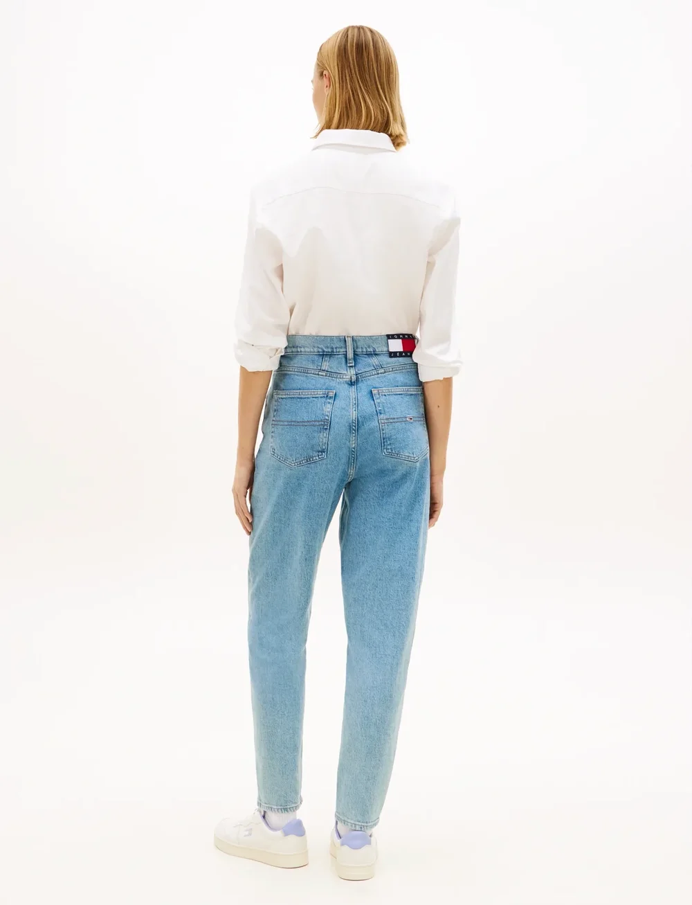 Tommy Jeans - MOM JEAN UHR TPR AI4116 - tavalised teksad - denim light - 4