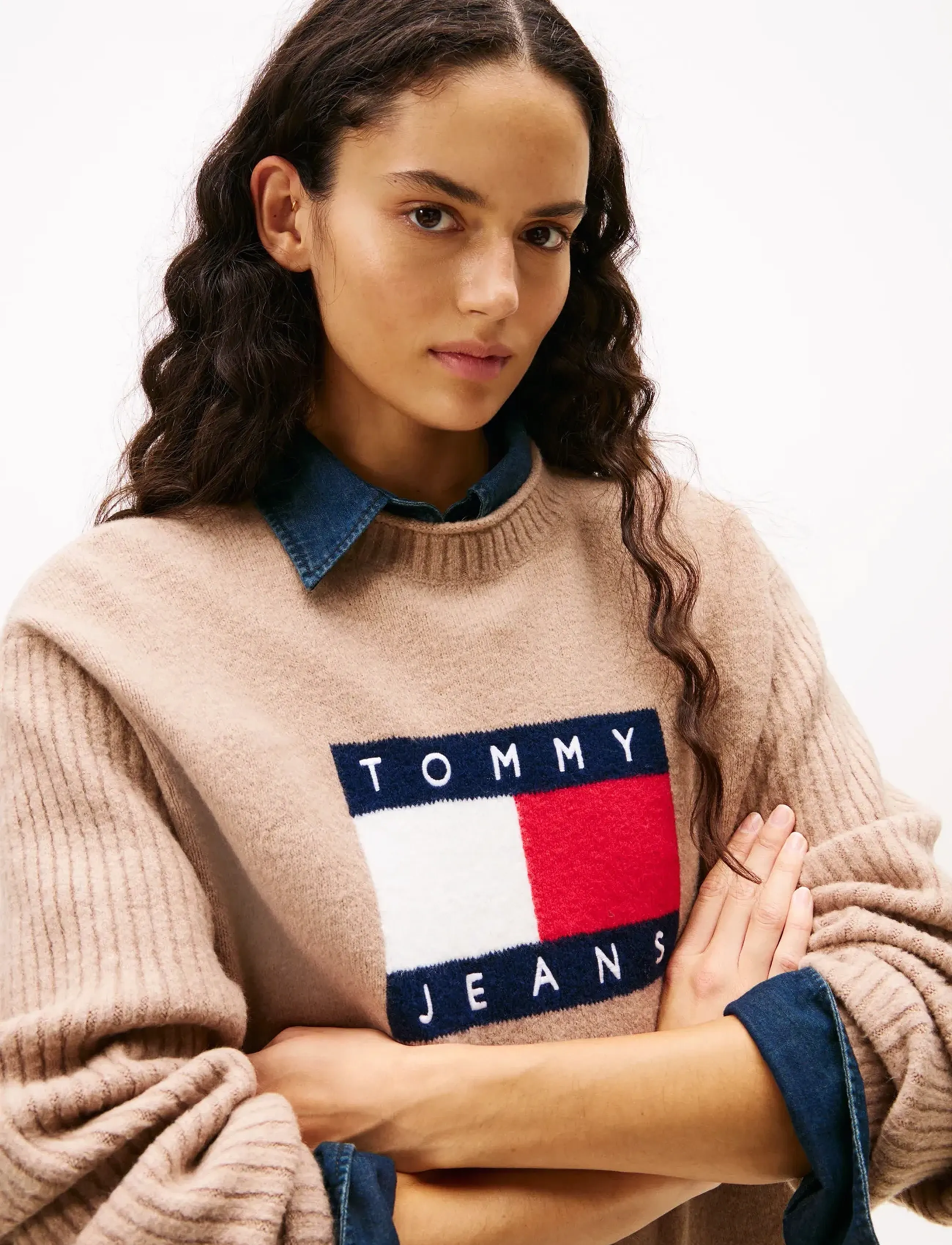 Tommy Jeans - TJW FLAG SWEATER DRESS EXT - neulemekot - malted milk - 2