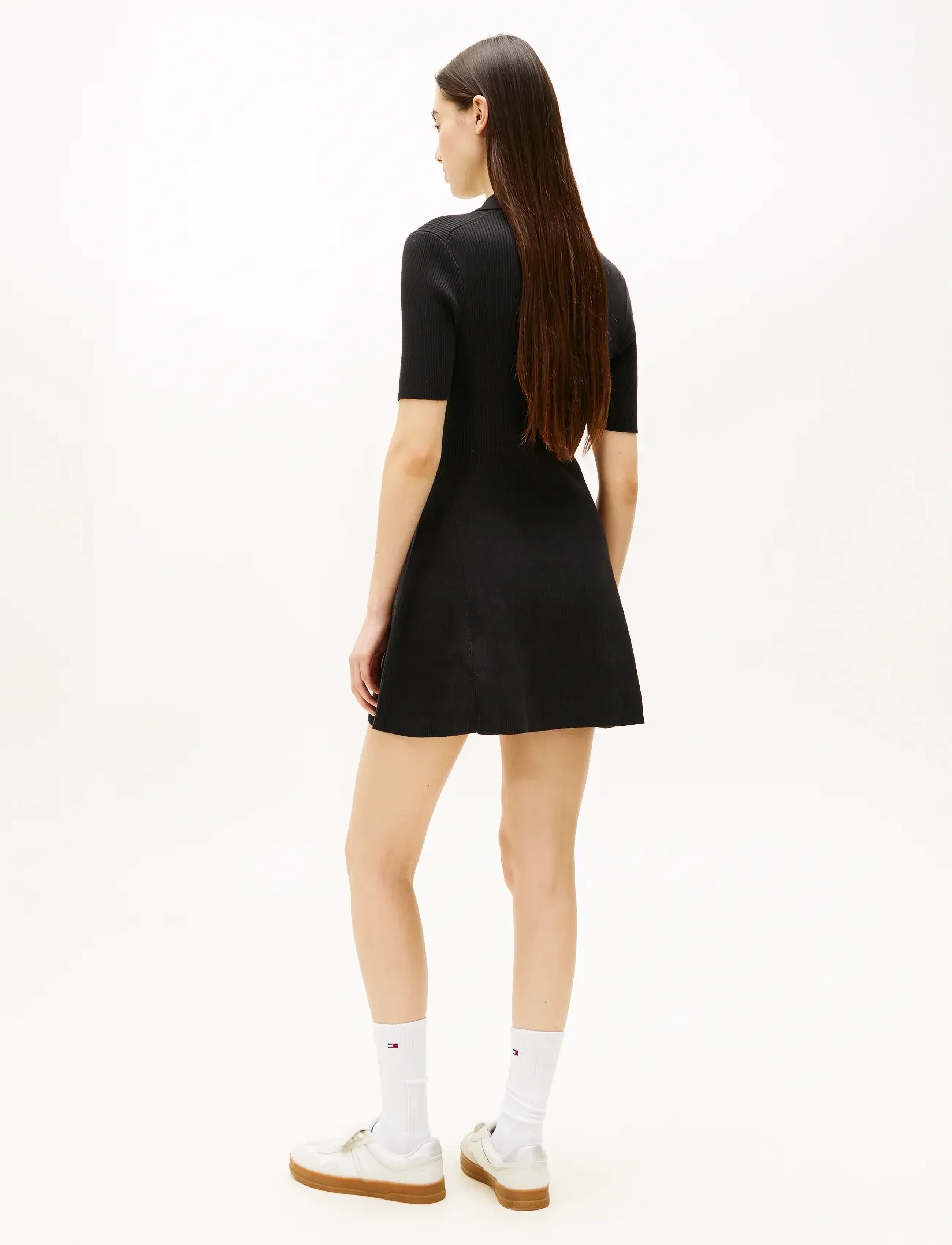 Tommy Jeans - TJW F&F SWEATER POLO MINI DRESS - robes t-shirt - black - 5
