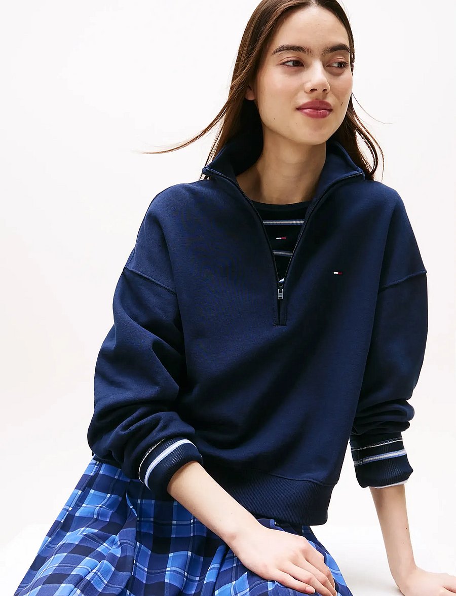 Tommy Jeans - TJW BXY S-FLAG 1/4 ZIP - sweatshirts - dark night navy - 4