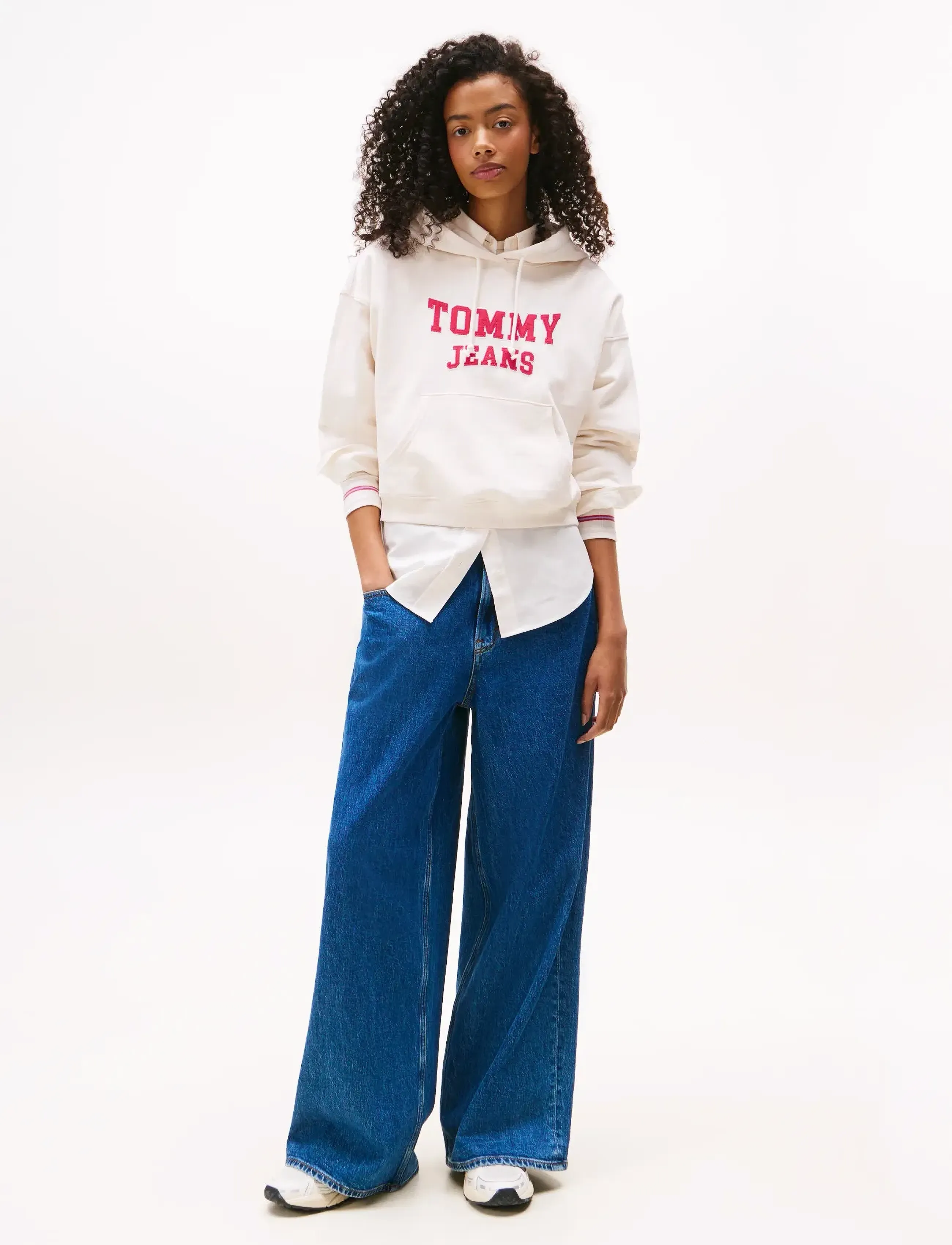 Tommy Jeans - TJW BXY CRP VARSITY HOODIE - pulls à capuche - ancient white - 2