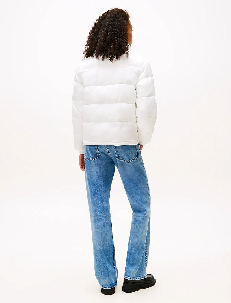 Tommy Jeans - TJW PCKBL HOOD ESS PUFFER EXT - sulejoped ja voodriga joped - ecru - 3