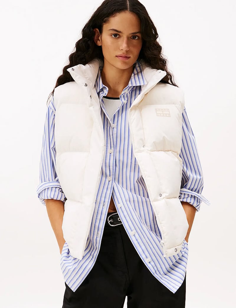 Tommy Jeans - TJW ALASKA GRID DOWN VEST - frühlingsjacken - ancient white - 0