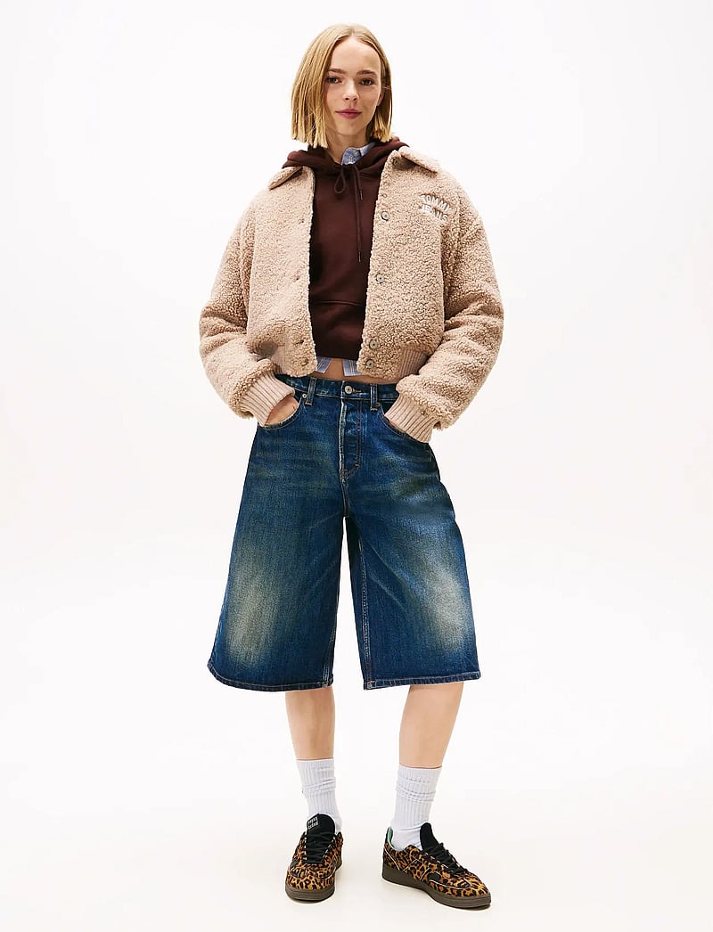 Tommy Jeans - TJW TEDDY VARSITY BOMBER - frühlingsjacken - malted milk - 2