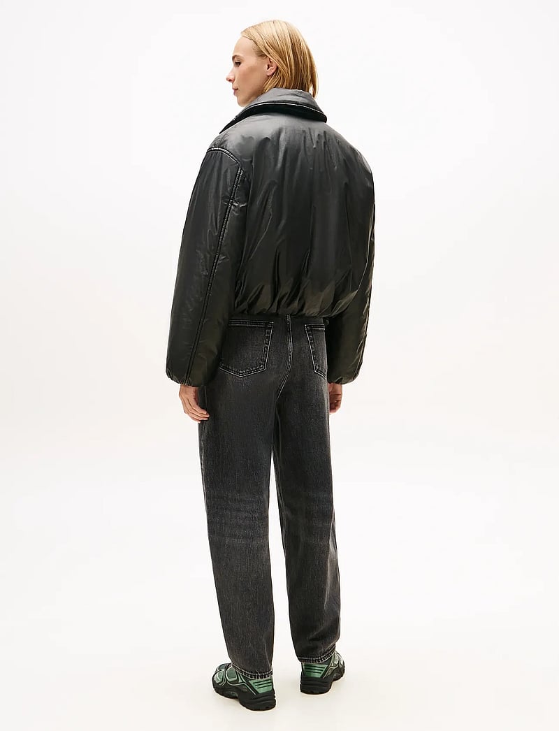 Tommy Jeans - TJW OILED PADDED JACKET EXT - sulejoped ja voodriga joped - black - 3