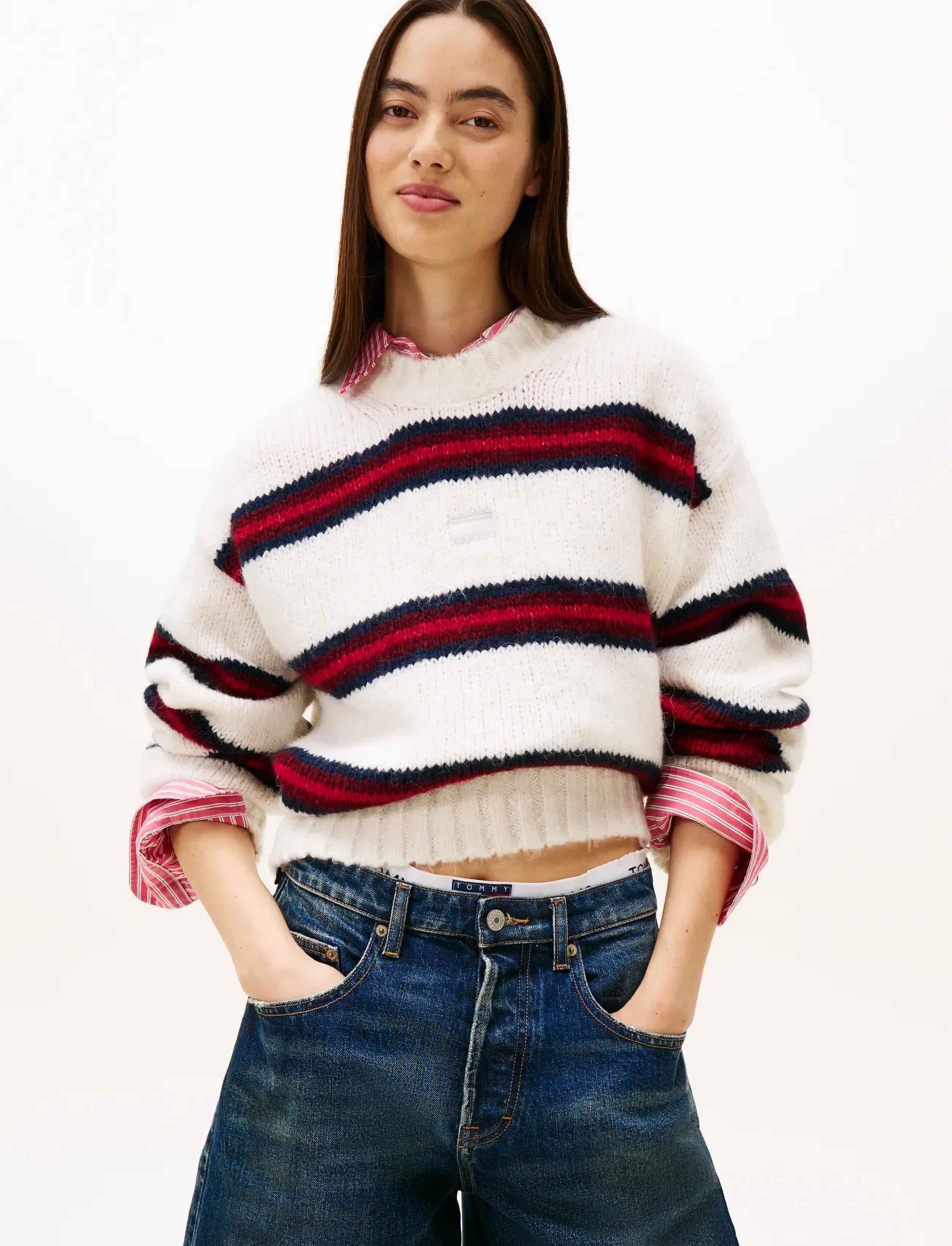 Tommy Jeans TJW BADGE STRIPE FLUFFY SWEATER - Tøj - ANCIENT WHITE / STRIPE / white