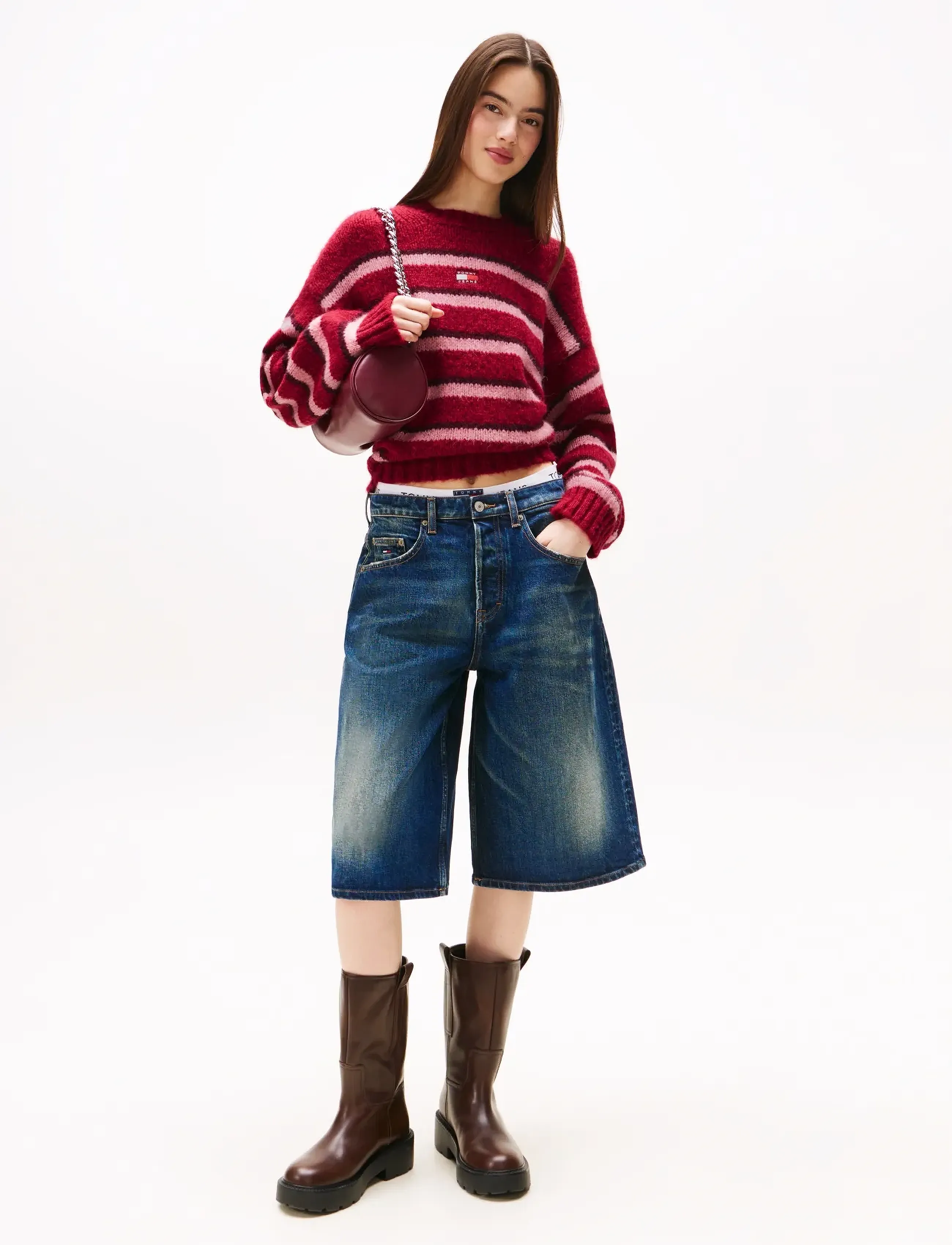 Tommy Jeans - TJW BADGE STRIPE FLUFFY SWEATER - striktrøjer - ruby rhubarb / stripe - 2