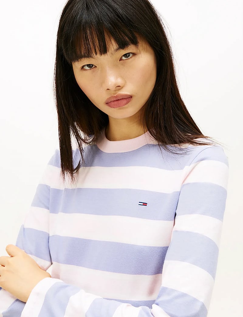 Tommy Jeans - TJW REG S FLAG JERSEY LS TEE EXT - everyday style - periwinkle dust multi stripe - 4