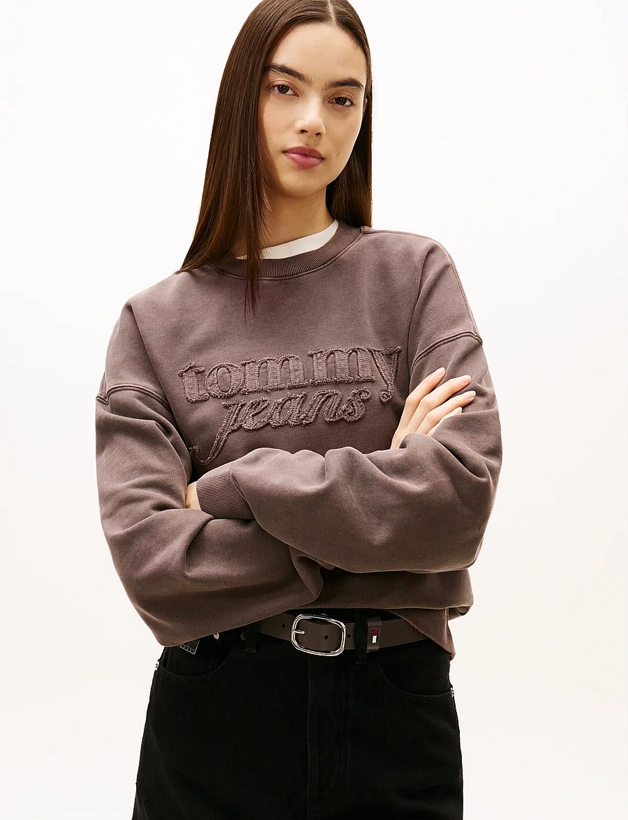 Tommy Jeans - TJW BXY GMD SCRIPT CREW - sweatshirts - black walnut - 0