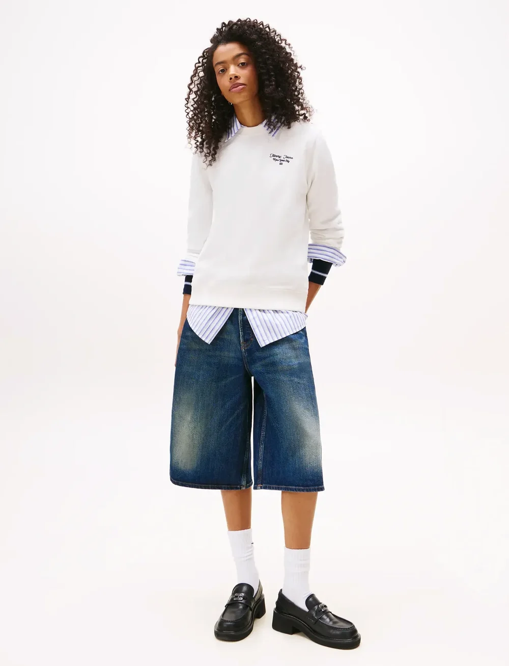 Tommy Jeans - TJW REG ESS LOGO 1 CREW EXT - vardagsstil - ecru - 2