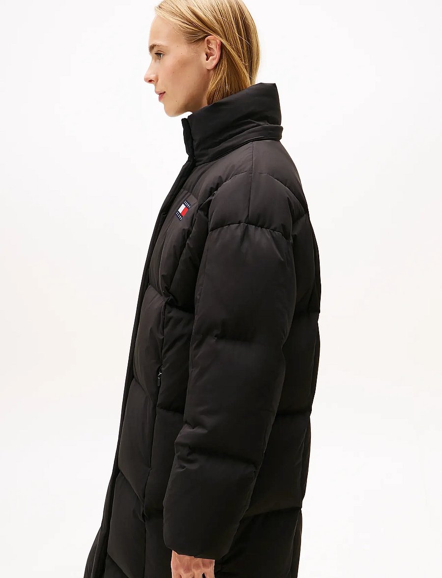 Tommy Jeans - TJW ALASKA GRID DWN MXI COAT EXT - vinterjackor - black - 3