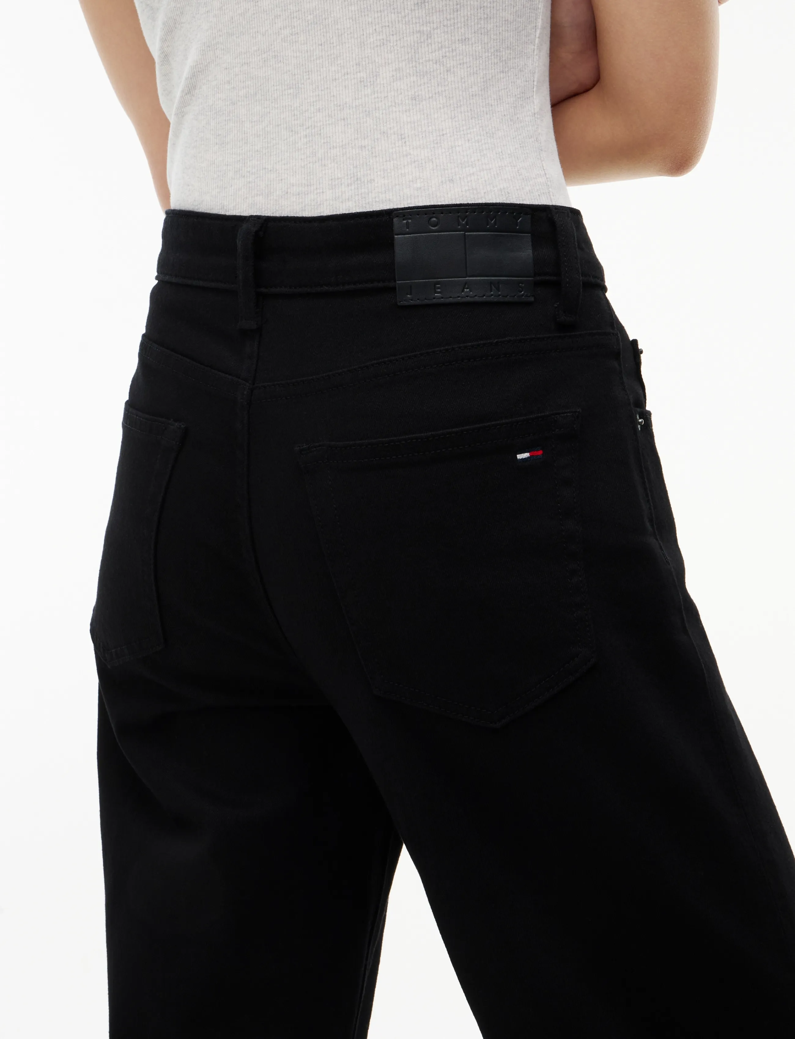 Tommy Jeans - KIRA MID RISE STRAIGHT DI4187 - regular jeans - denim black - 4