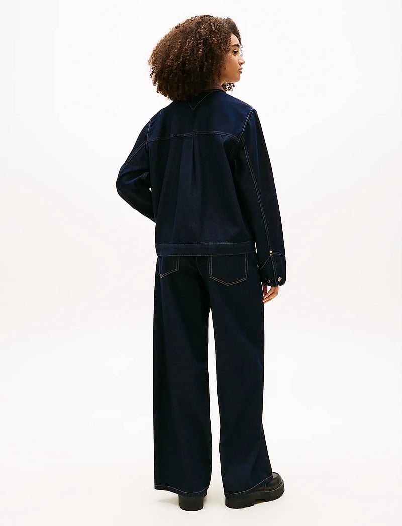 Tommy Jeans - OVSZ CHORE JACKET EI6050 - jeansjacken - denim dark - 4