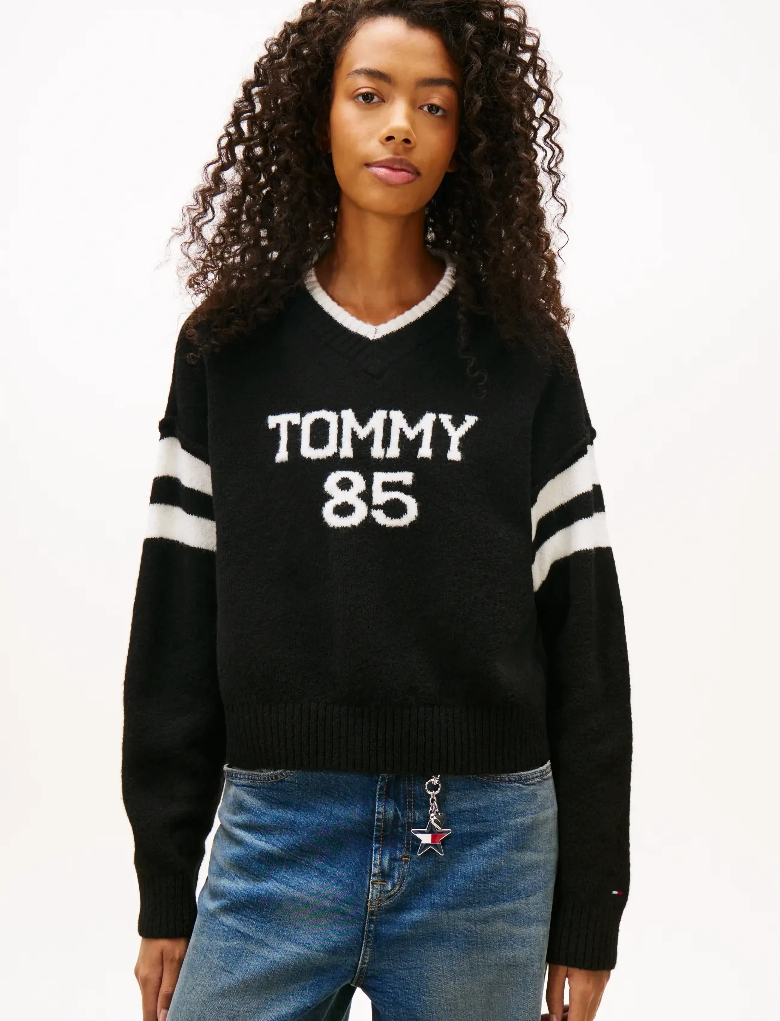 Tommy Jeans TJW TOMMY 85 VARSITY SWEATER EXT - Tommy Hilfiger - BLACK / black