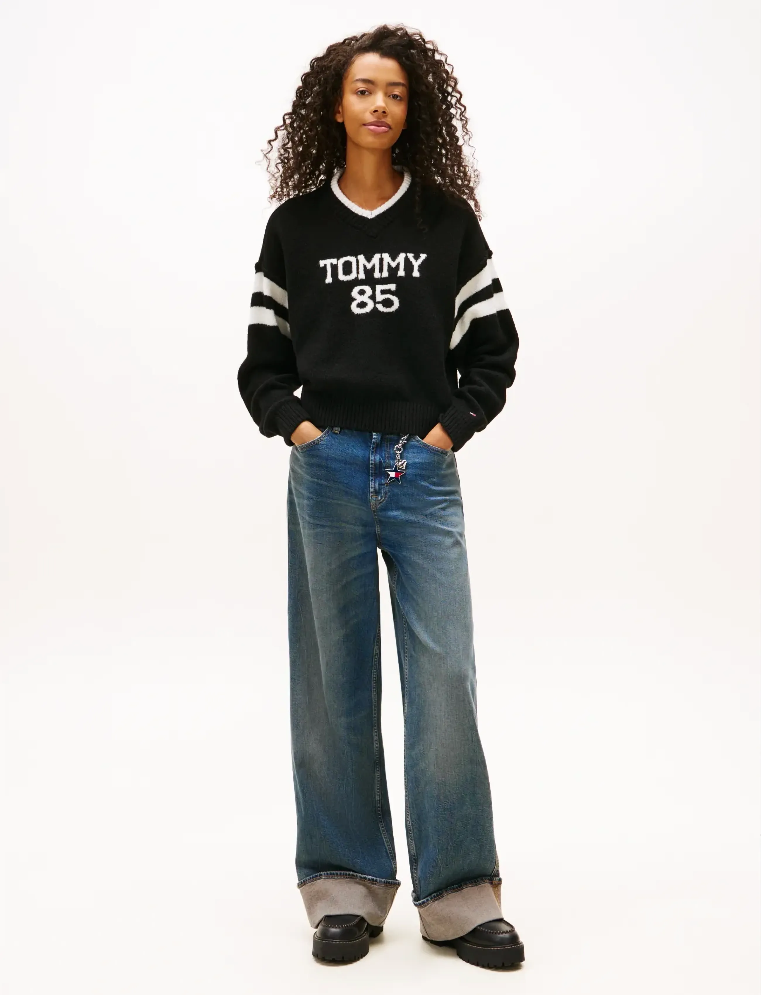 Tommy Jeans - TJW TOMMY 85 VARSITY SWEATER EXT - striktrøjer - black - 3
