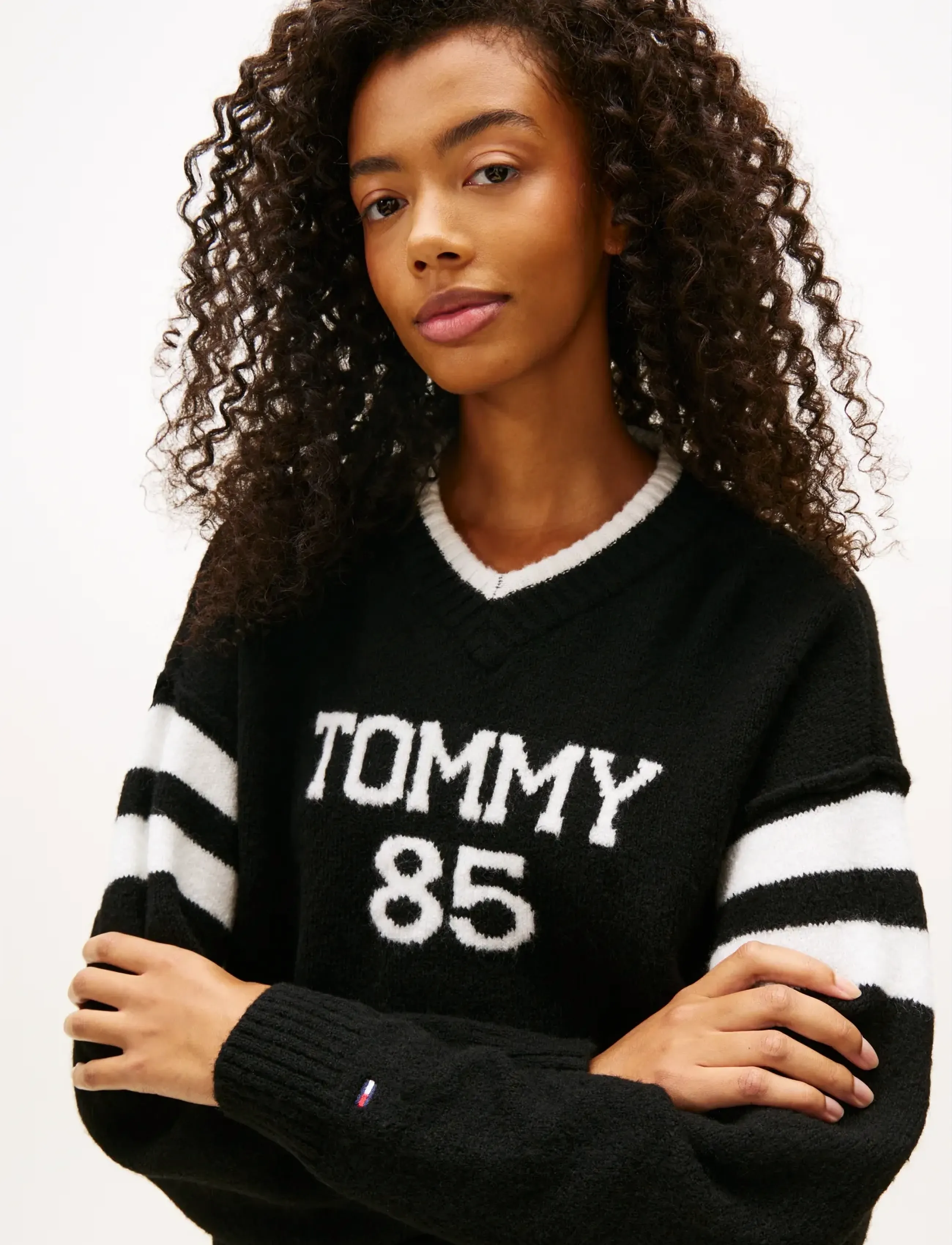Tommy Jeans - TJW TOMMY 85 VARSITY SWEATER EXT - striktrøjer - black - 4