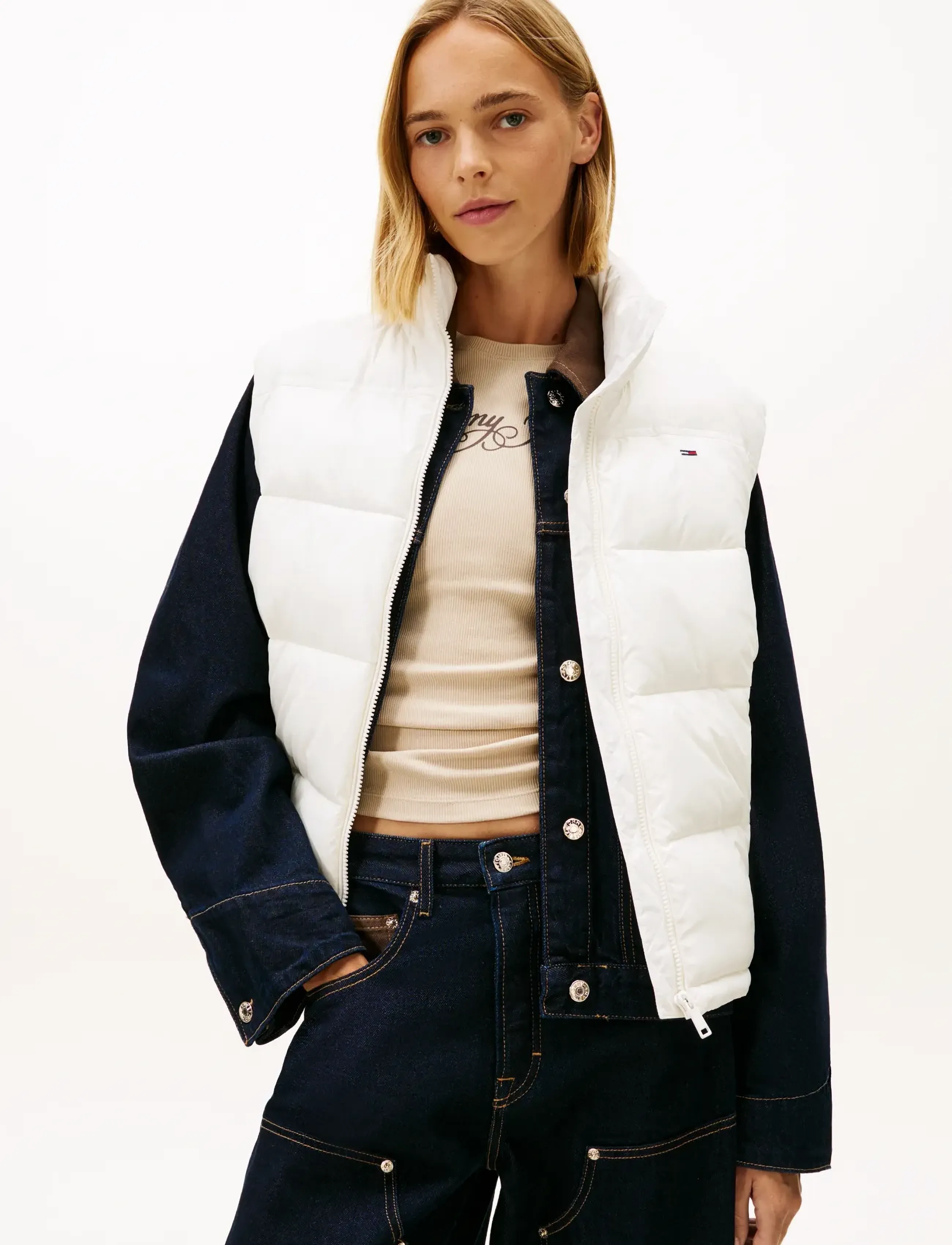 Tommy Jeans Tjw Essential Puffer Vest Shiny, S, White, Veste > Vatterede Veste, Dame