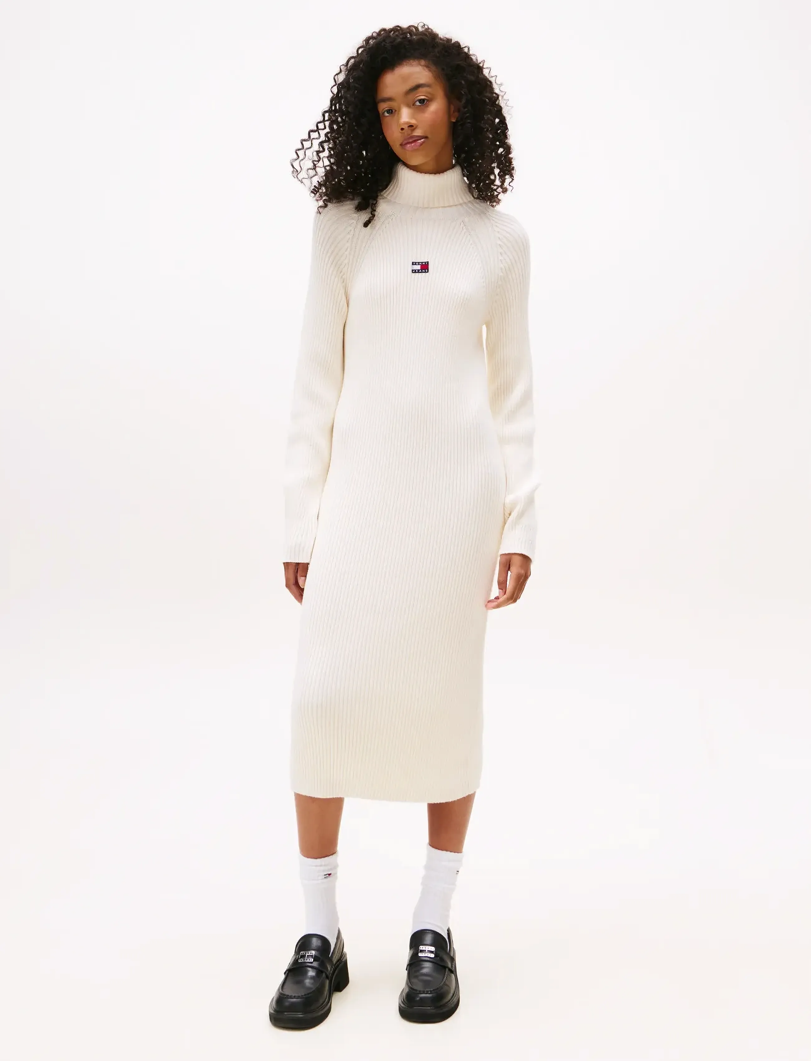 Tommy Jeans Tjw Mockneck Badge Sweater Dress, M, Cream, Kjoler > Knælange Og Midi, Dame