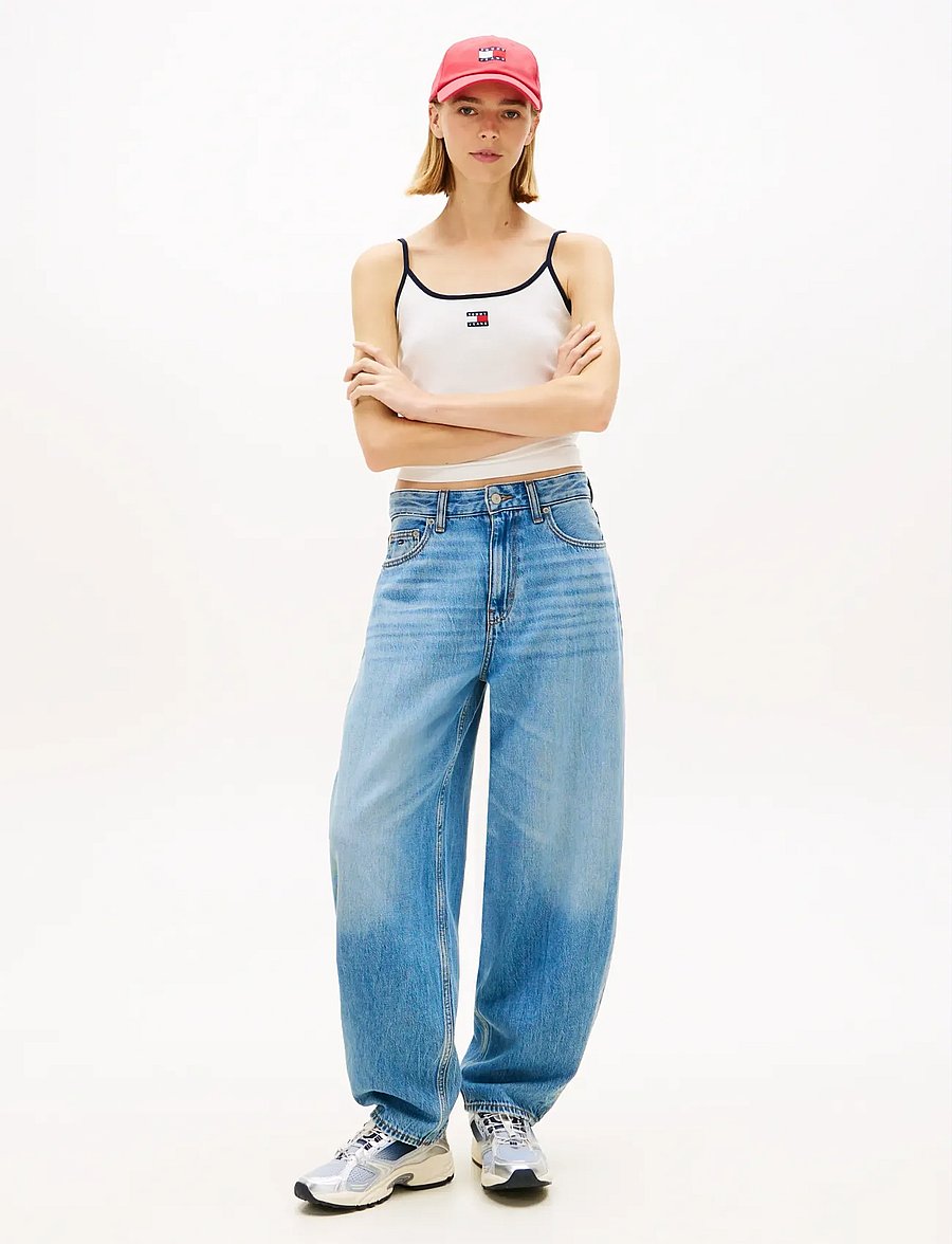 Tommy Jeans - TJW SLIM BADGE STRAPPY TOP - crop tops - ecru - 3