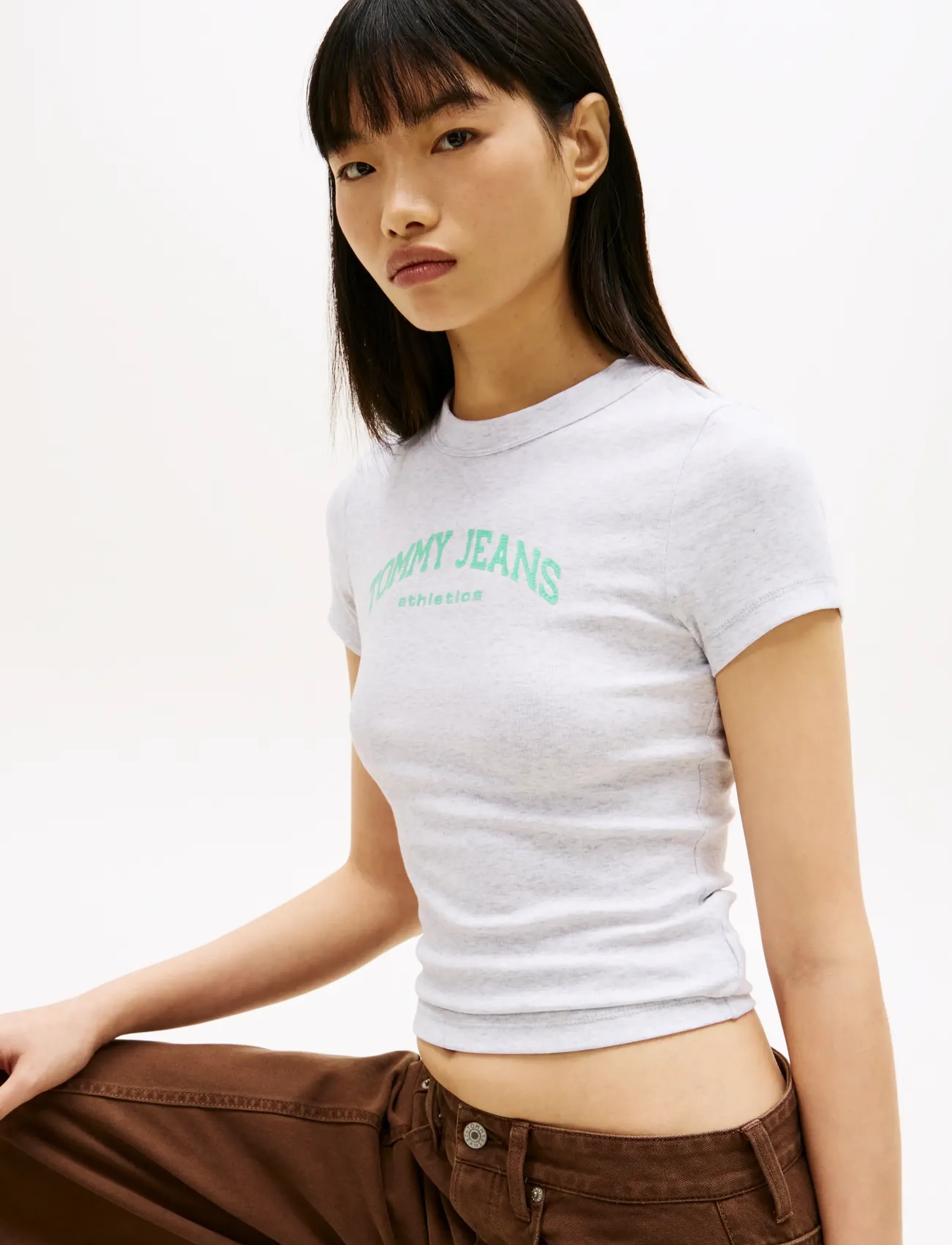 Tommy Jeans - TJW SLIM VARSITY SS TEE - t-shirts - ice grey heather - 4