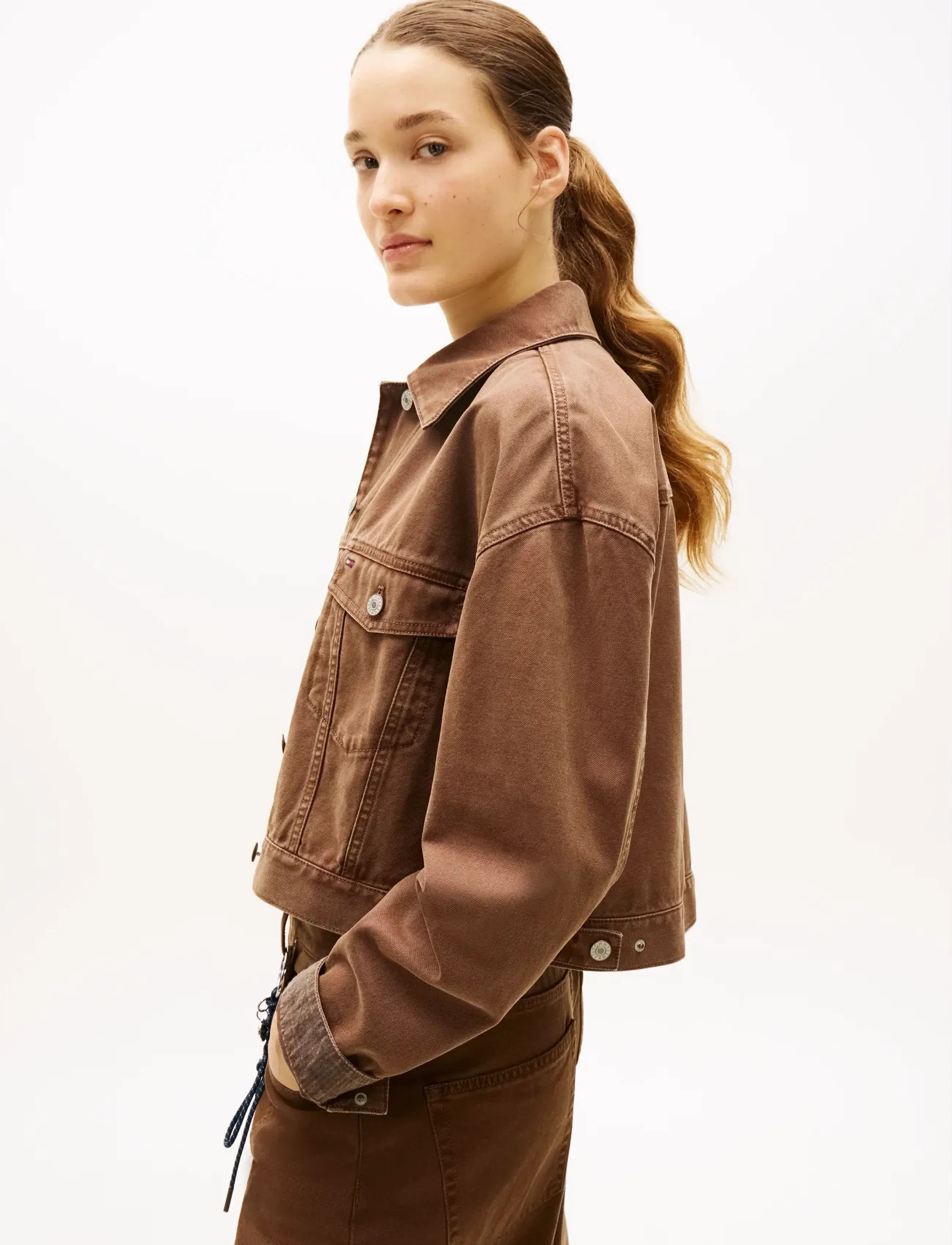 Tommy Jeans - TJW ESS COTTON GMD JACKET - kevadjoped - chicory roast - 4