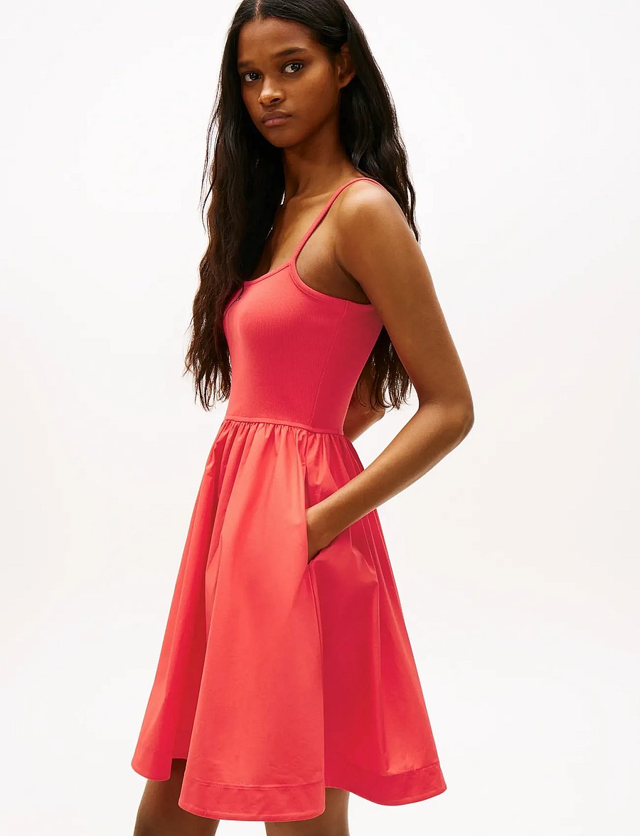 Tommy Jeans - TJW RIB POPLIN MIX STRAPPY DRESS - robes d'été - red alert - 2