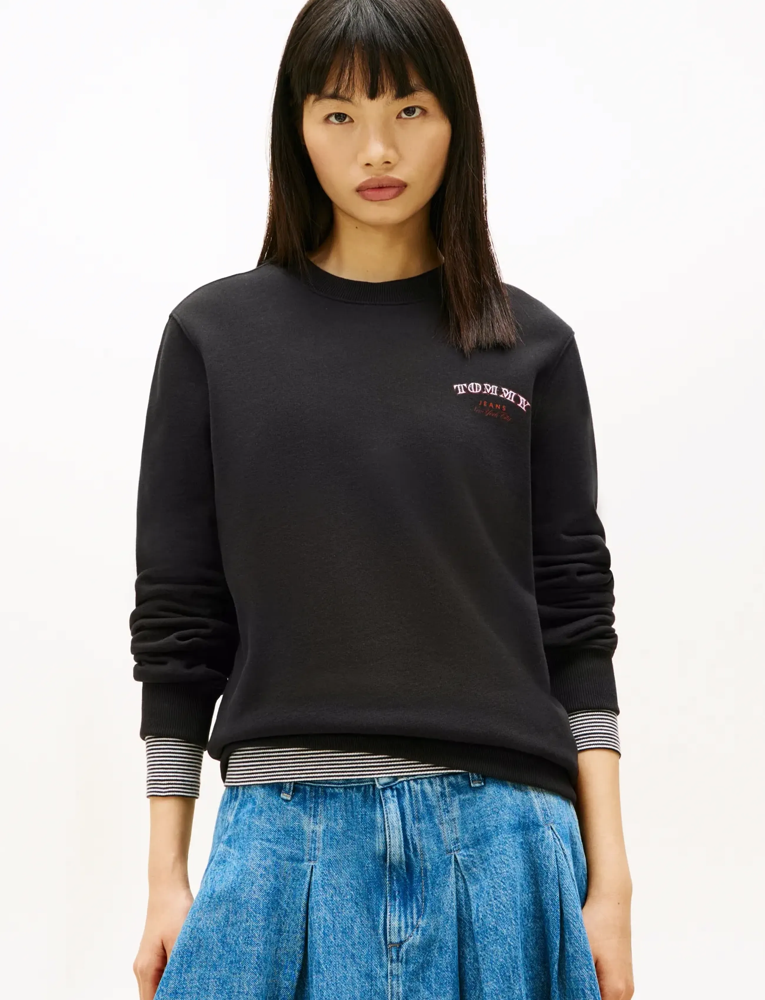 Tommy Jeans Tjw Reg Dollar Stacks Crew Ext, XS, Black, Sweatshirts & Hættetrøjer > Sweatshirts, Dame