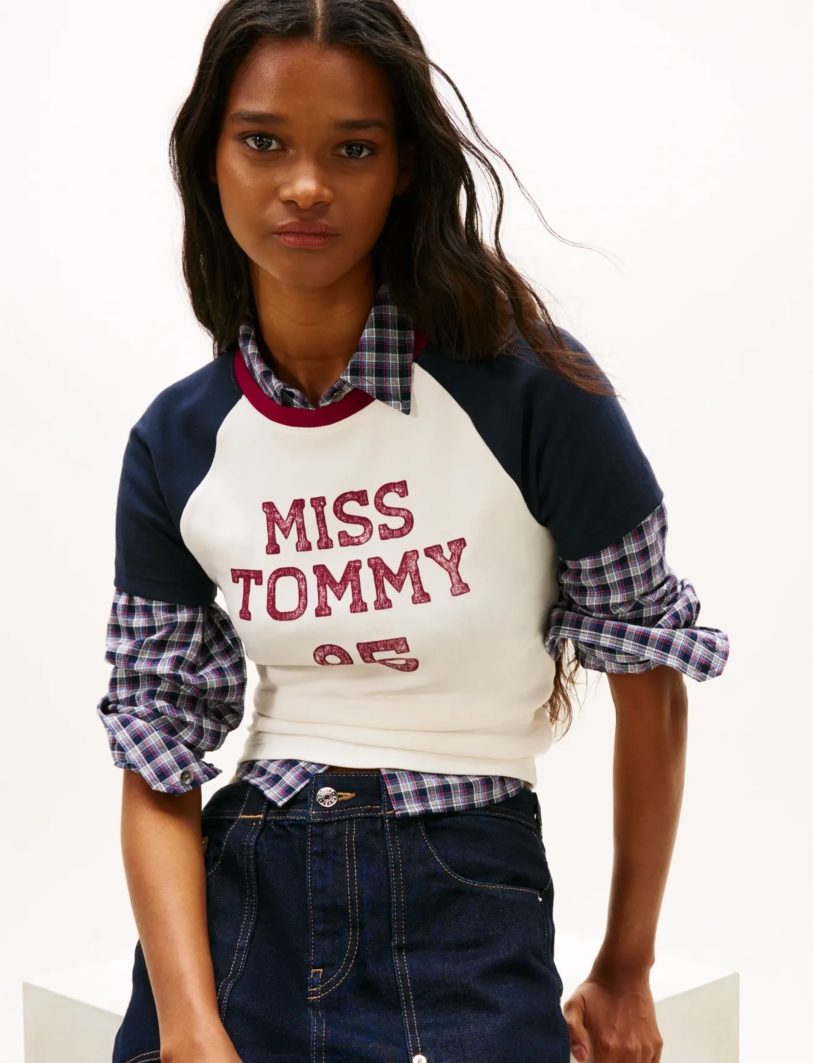 Tommy Jeans - TJW SLIM SH MISS TOMMY SS TEE - t-shirts - ancient white - 4