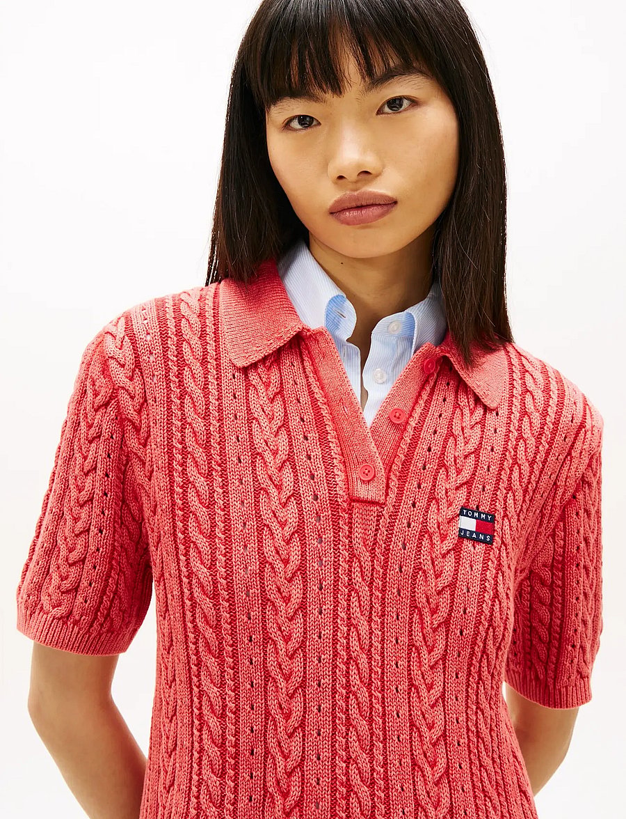 Tommy Jeans - TJW GMD CABLE SWEATER POLO DRESS - strikkjoler - red alert - 2