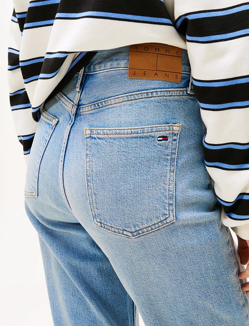 Tommy Jeans - BELLA HGR FLR BI0112 - tavalised teksad - denim light - 2