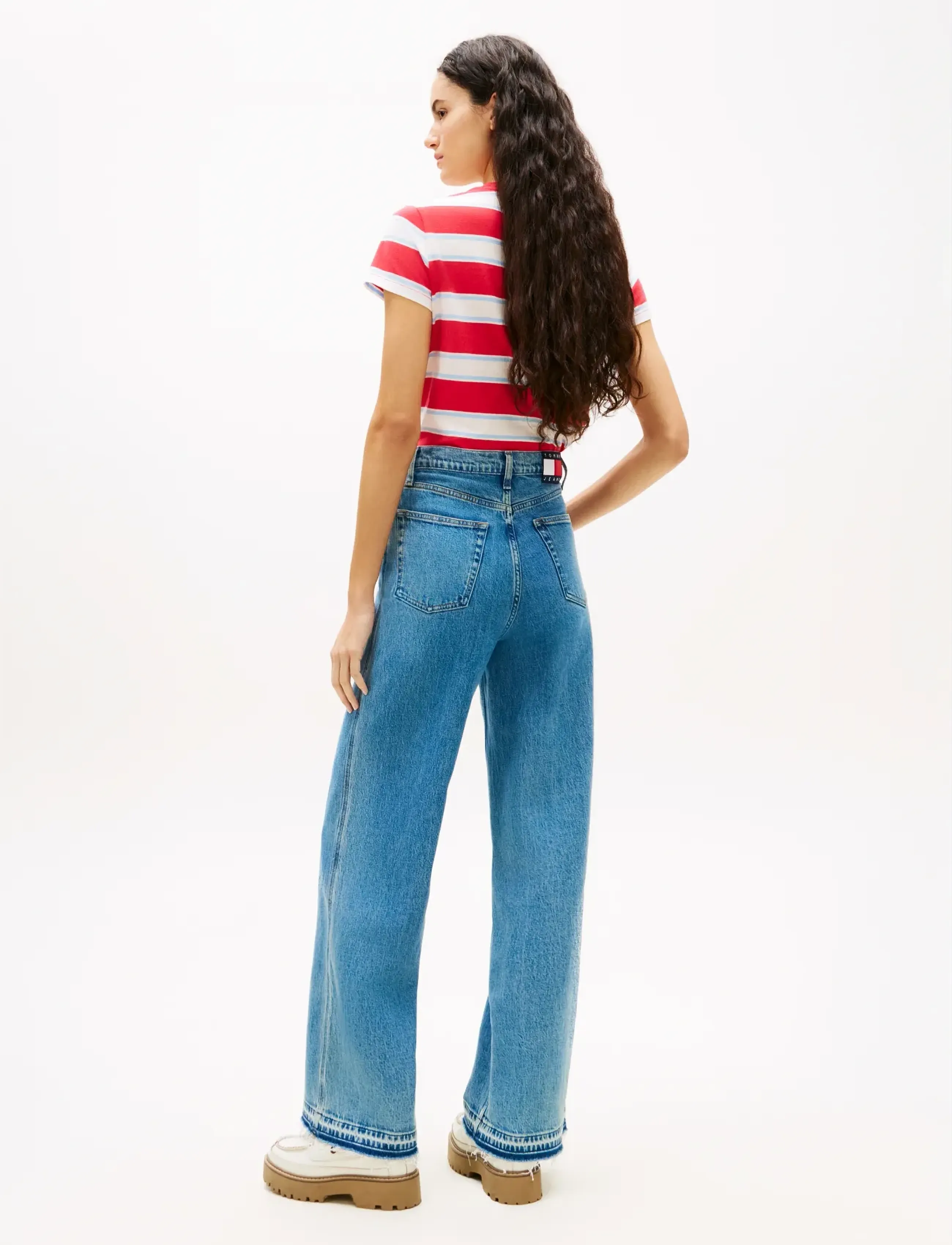 Tommy Jeans - CLAIRE HR WD BJ4138 - laia säärega teksad - denim medium - 2