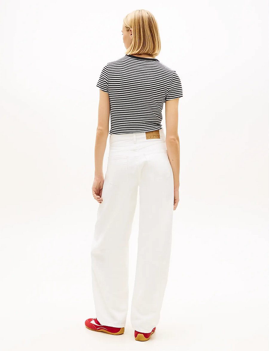 Tommy Jeans - ELLA MID BARREL CBF FLG BJ6099 - barrel lõikega teksad - denim white - 2