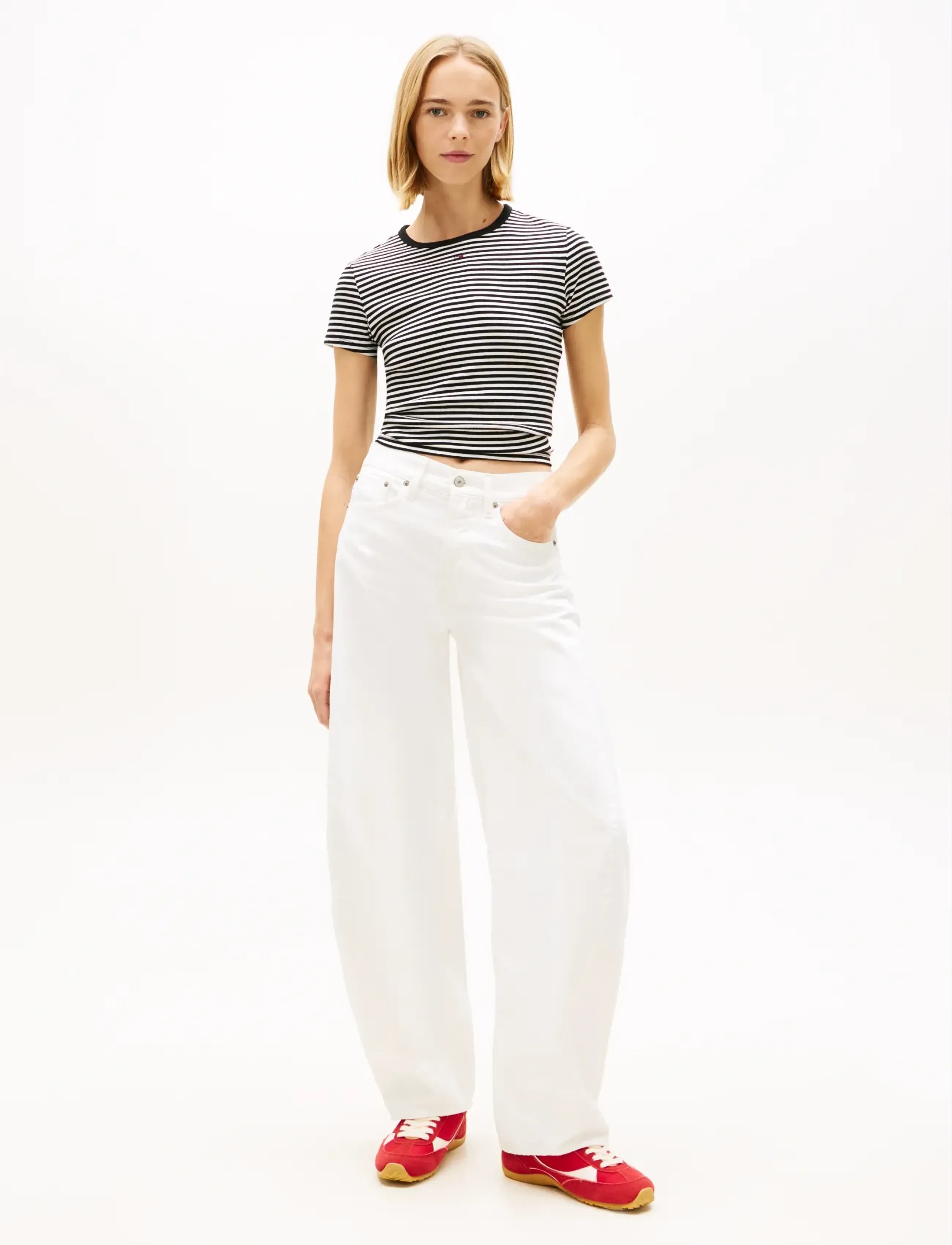 Tommy Jeans - ELLA MID BARREL CBF FLG BJ6099 - barrel lõikega teksad - denim white - 3