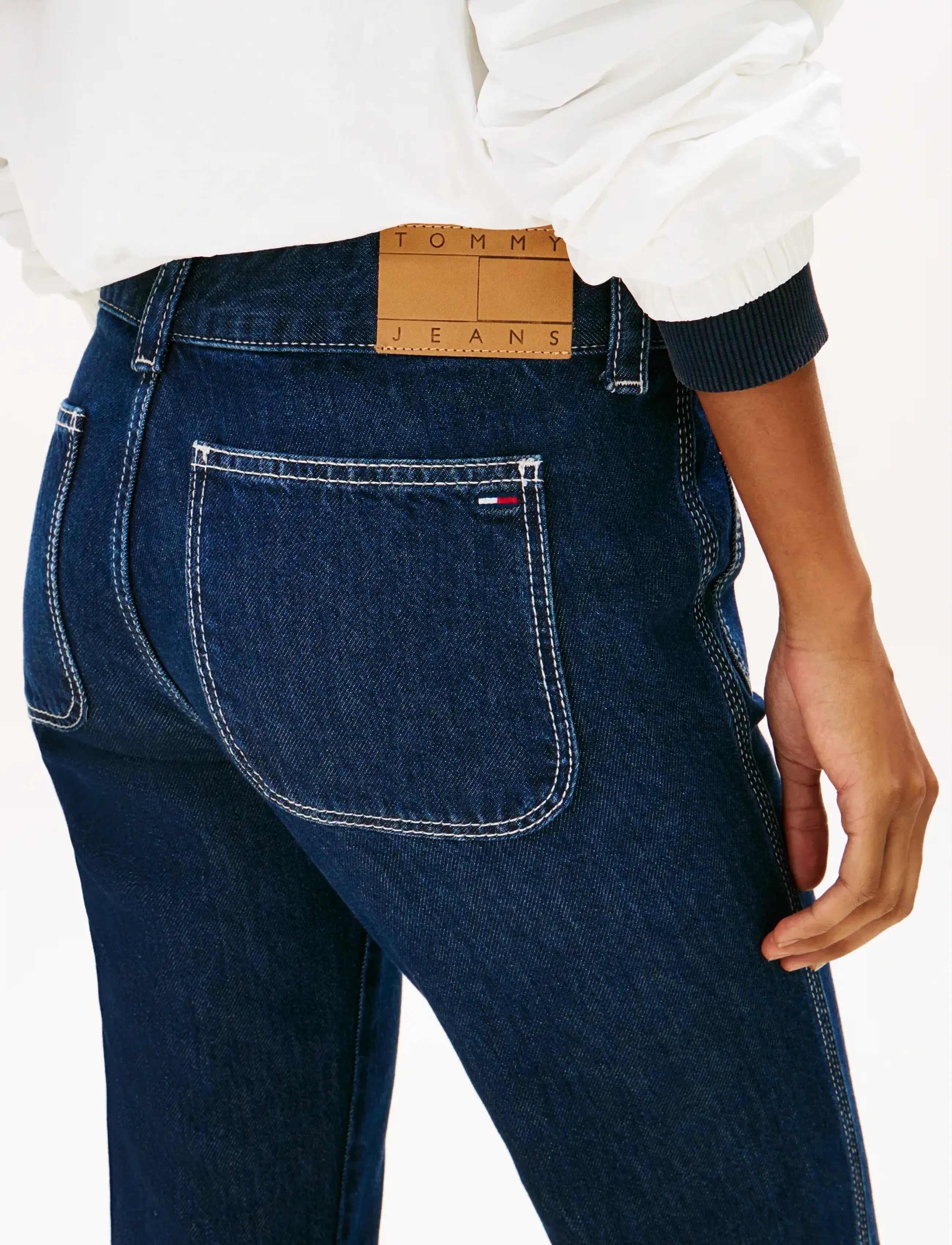 Tommy Jeans - SIA LW BOOTCUT SAILOR BJ6058 - bootcut jeans - denim dark - 4