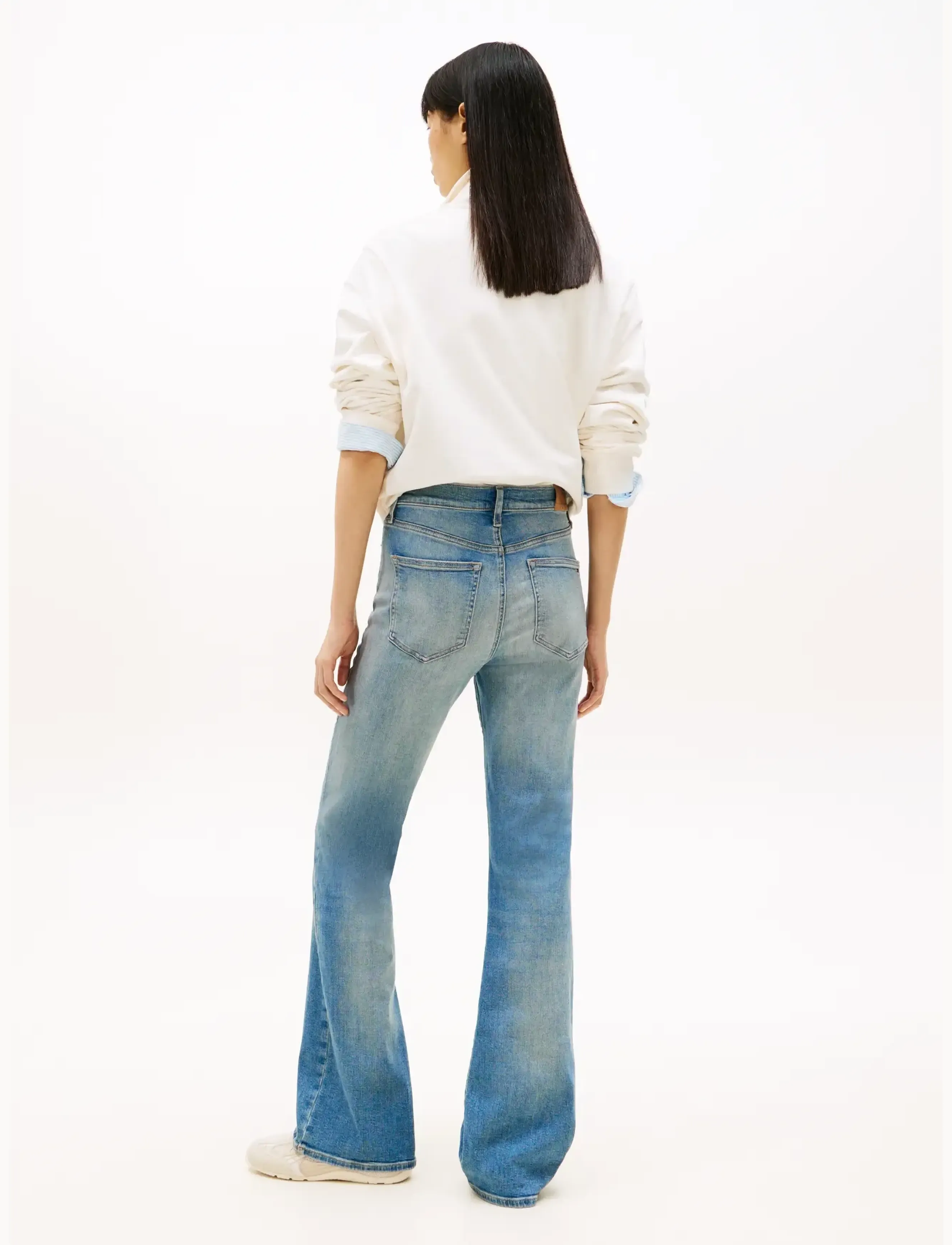 Tommy Jeans - SYLVIA HGH FLR BJ1237 - schlaghosen - denim medium - 2