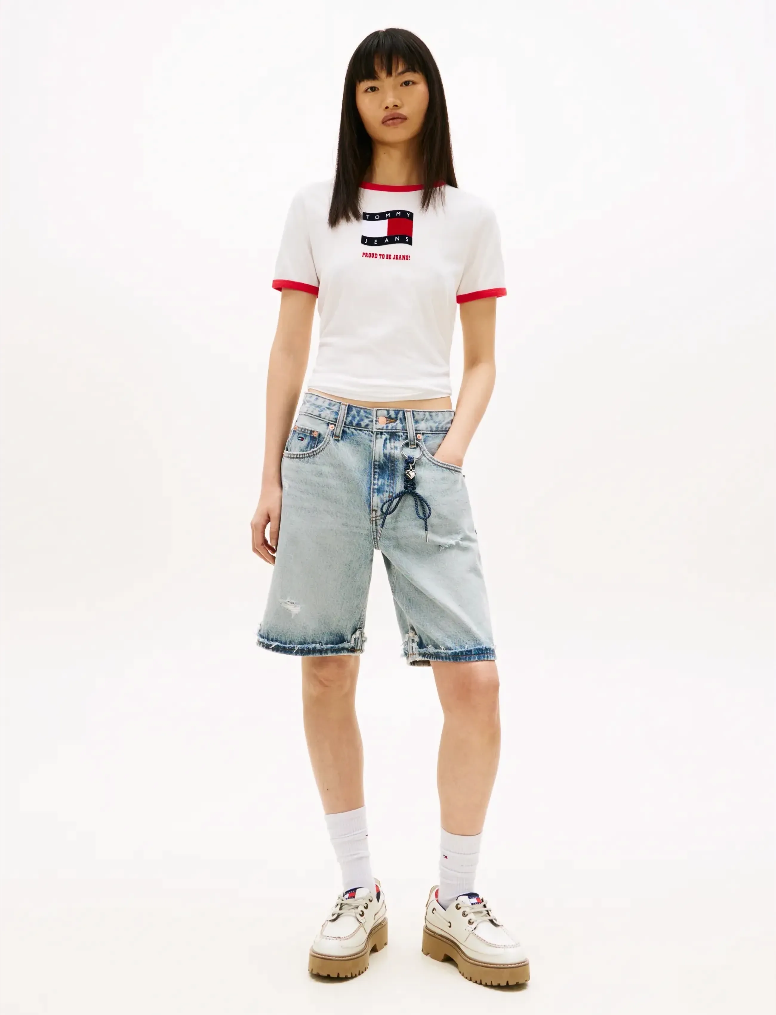Tommy Jeans - MIA RLXD BERMUDA BJ8015 - jorts - denim light - 3