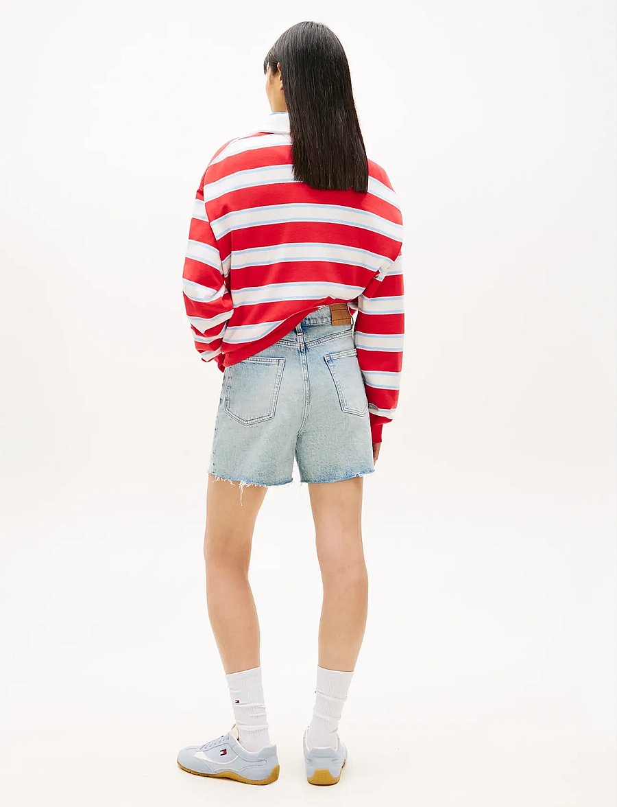 Tommy Jeans - MOM SHORT BJ8115 - lühikesed teksapüksid - denim light - 2