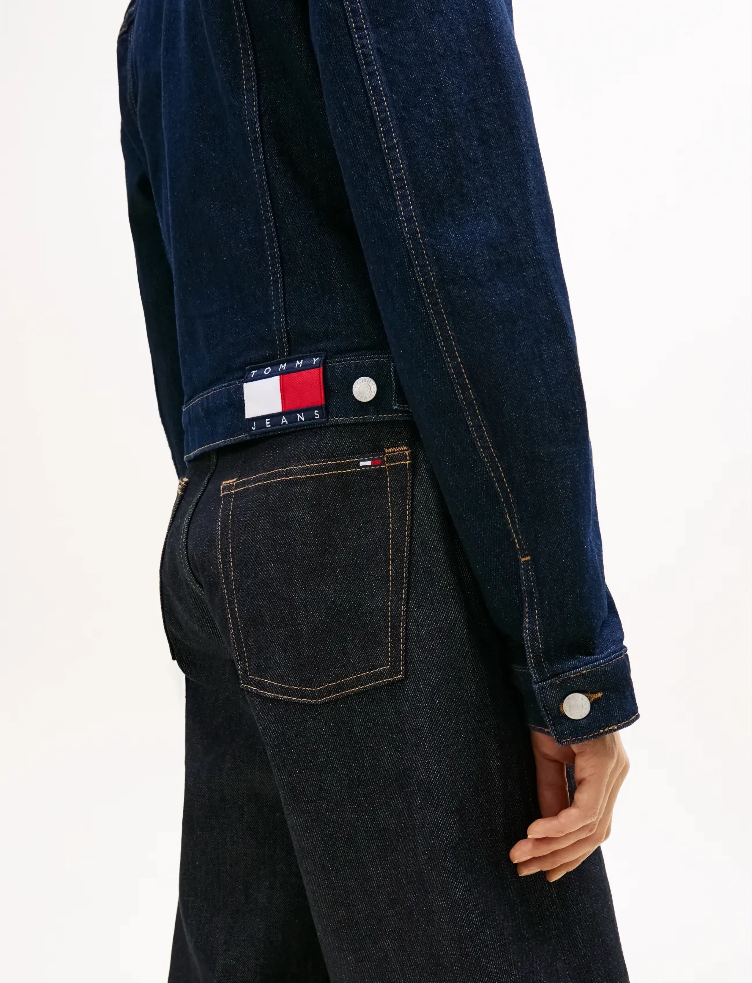Tommy Jeans - CLASSIC TRUCKER EXT DI4156 - vårjakker - denim dark - 4