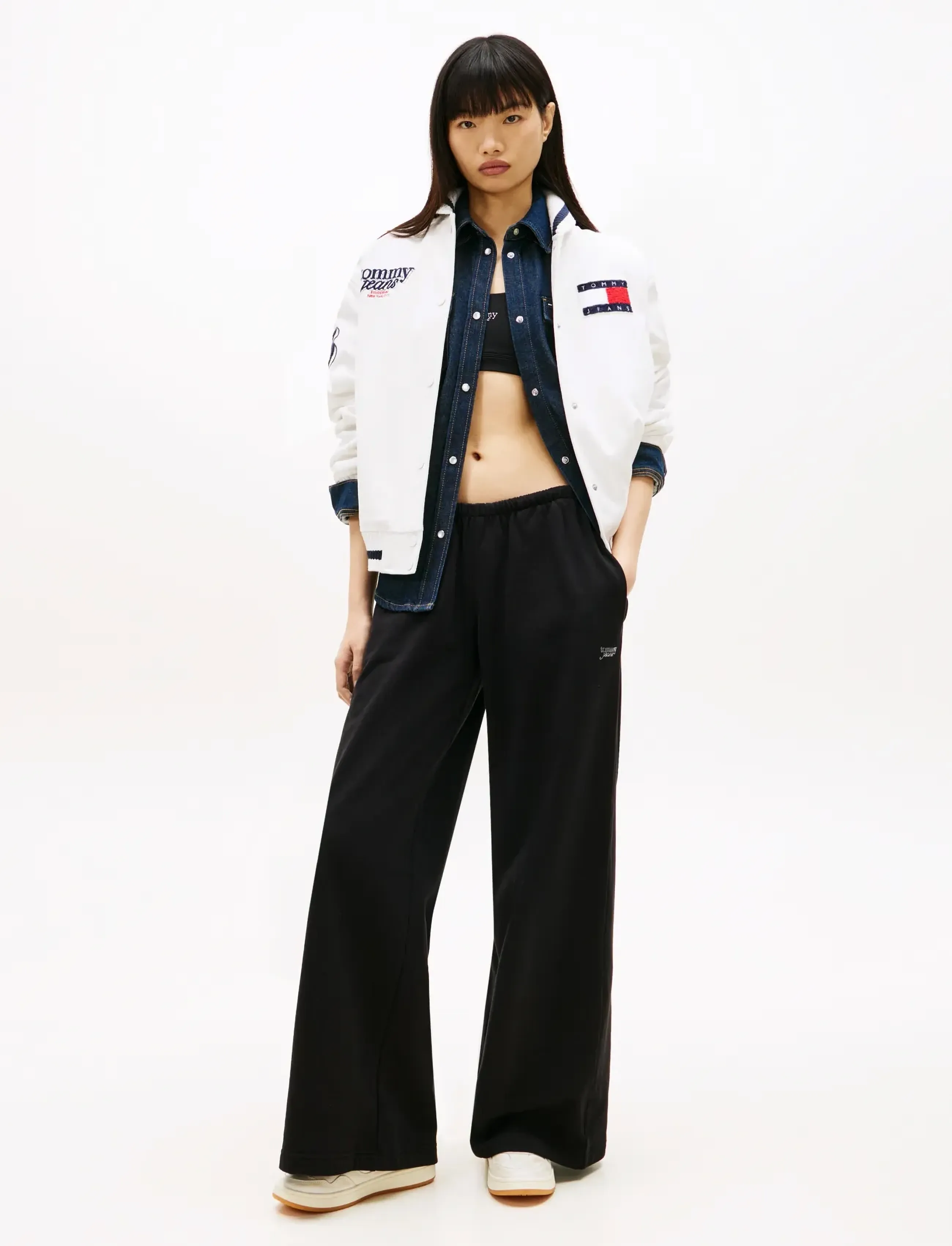 Tommy Jeans - TJW WIDE LEG SWEATPANTS - hverdags stil - black - 3