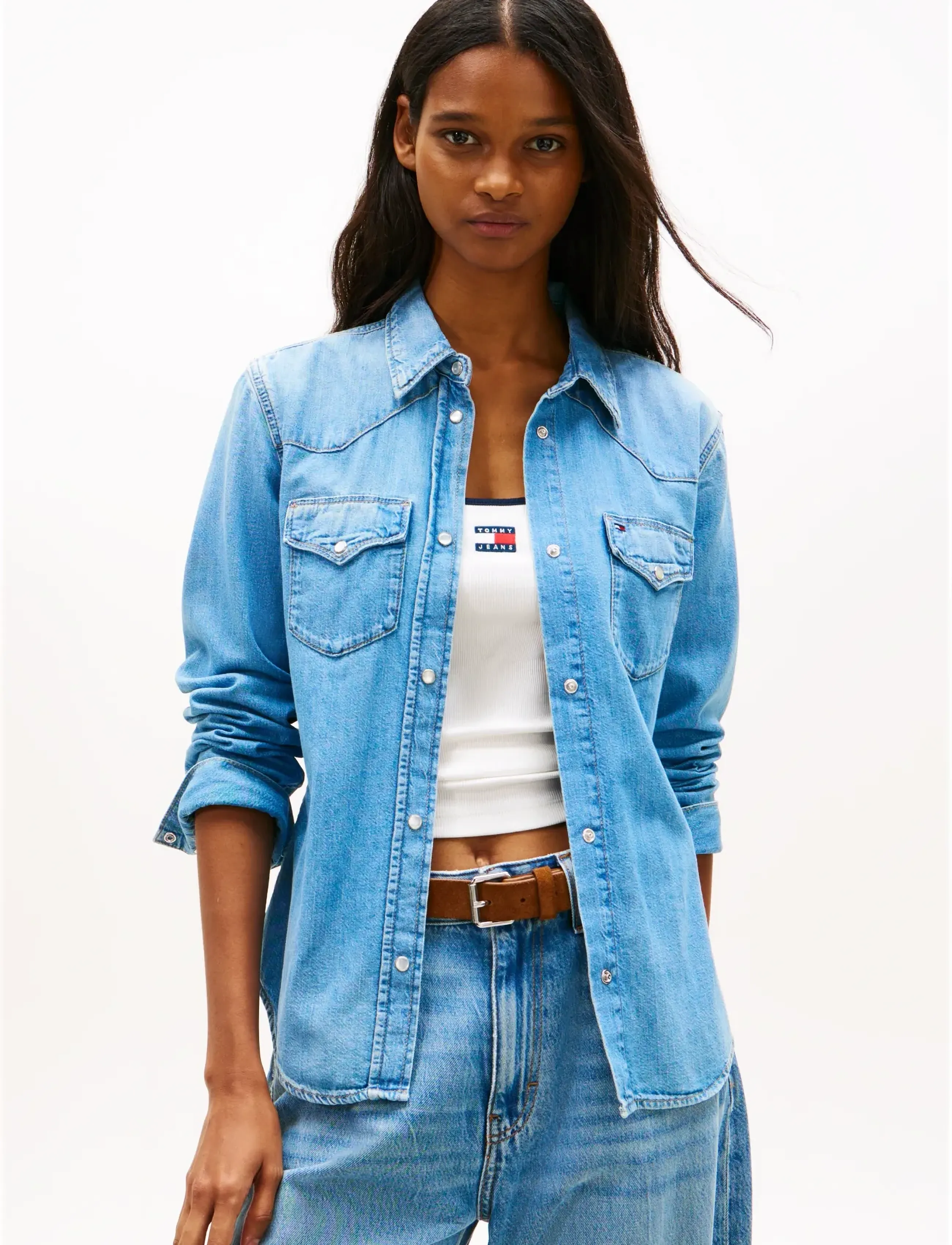 Tommy Jeans REG WSTRN DENIM SHIRT EXT BJ8018 - Puserot & kauluspaidat - DENIM LIGHT / blue