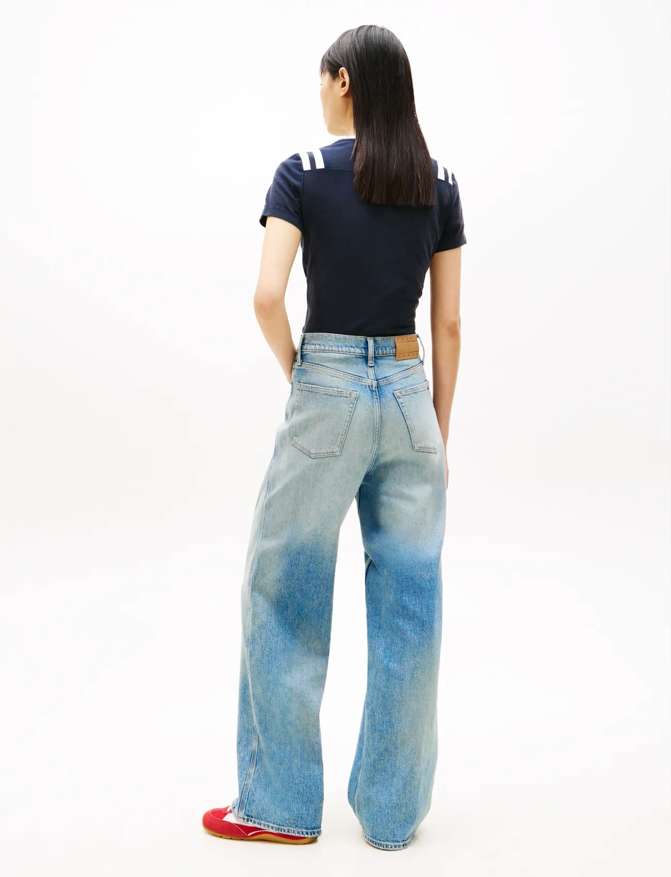 Tommy Jeans - CLAIRE HR WD BJ6136 - hosen mit weitem bein - denim medium - 2