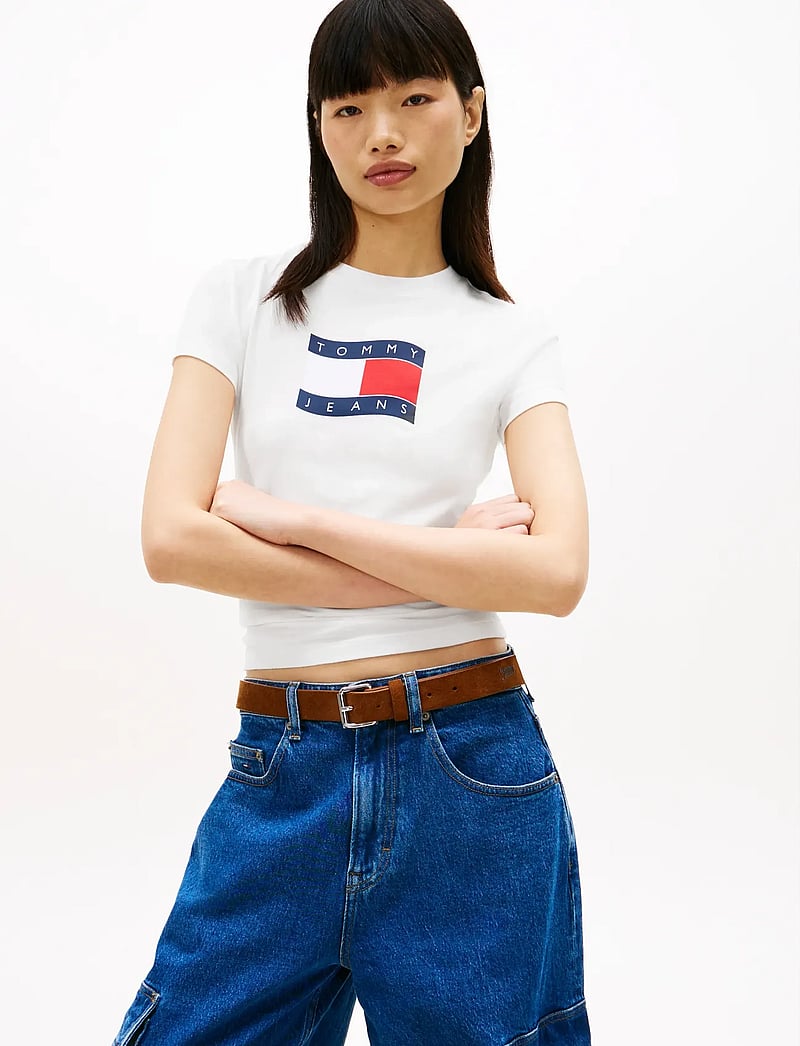 Tommy Jeans - TJW SLIM WAVY FLAG TEE EXT - t-särgid - ecru - 0