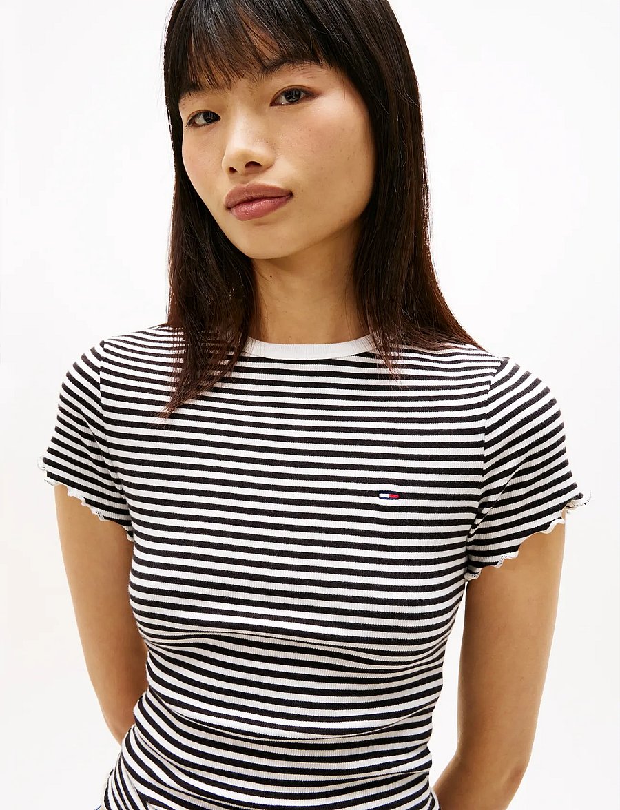 Tommy Jeans - TJW SLIM LETTUCE EDGE RIB SS - t-shirts - black ecru stripe - 4