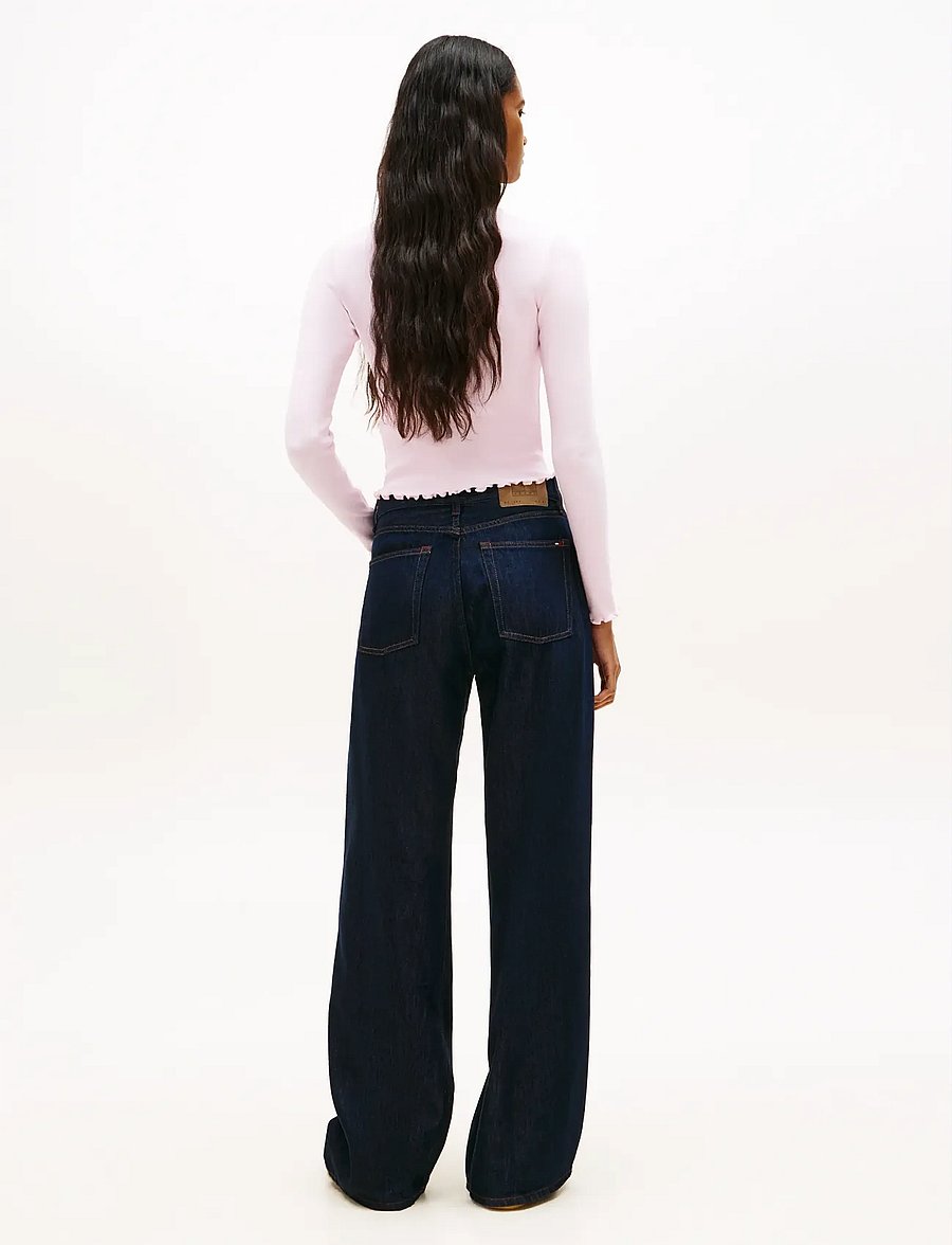 Tommy Jeans - TJW SLIM SH LETTUCE EDGE RIB LS - crop tops - pearly pink - 2