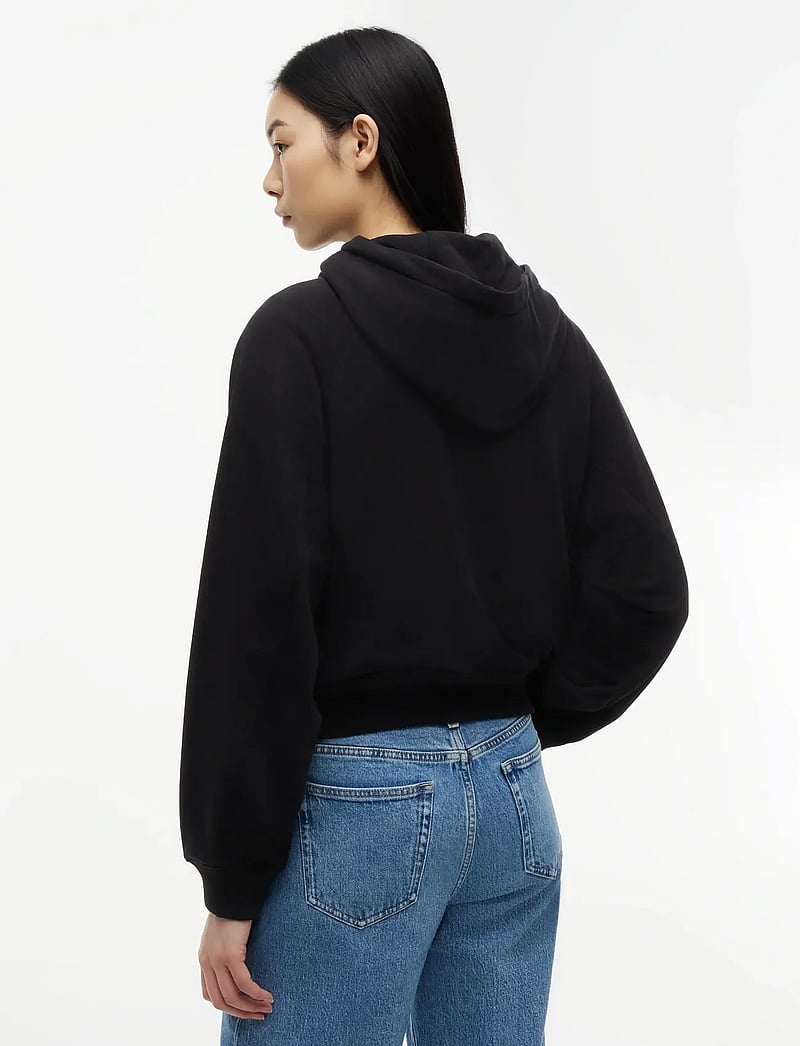 Tommy Jeans - TJW SCRIPT RAGLAN HOODIE - hættetrøjer - black - 2