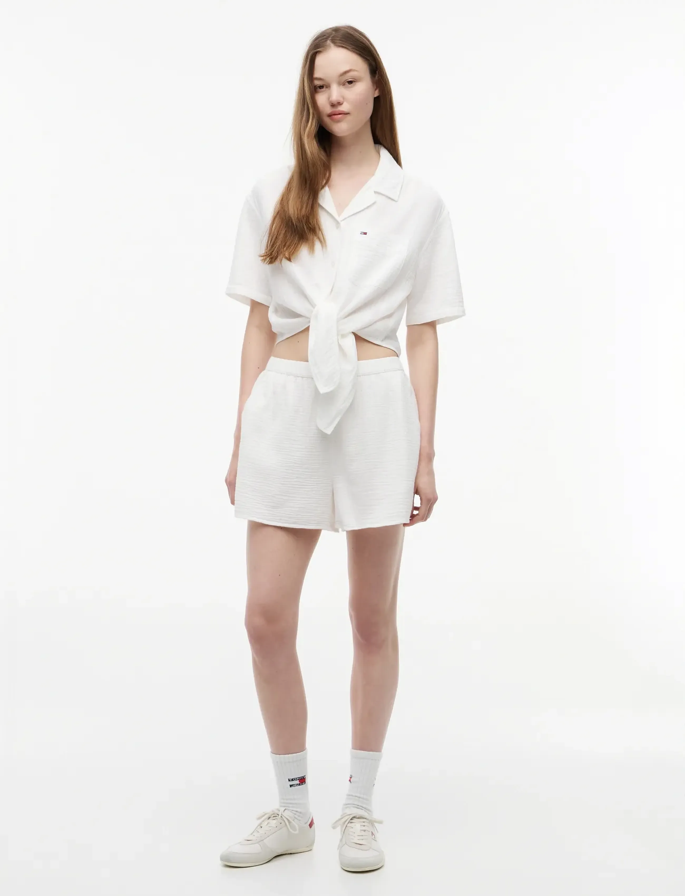 Tommy Jeans - TJW TEXTURED TIE FRONT SS SHIRT - lühikeste varrukatega särgid - ecru - 4