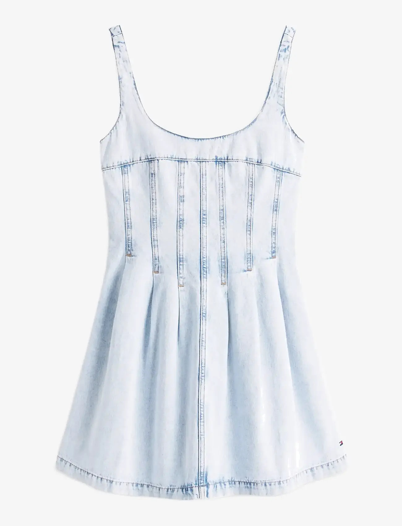 Tommy Jeans - PLEAT SEAM DENIM DRESS BJ6014 - jeansklänningar - denim light - 1